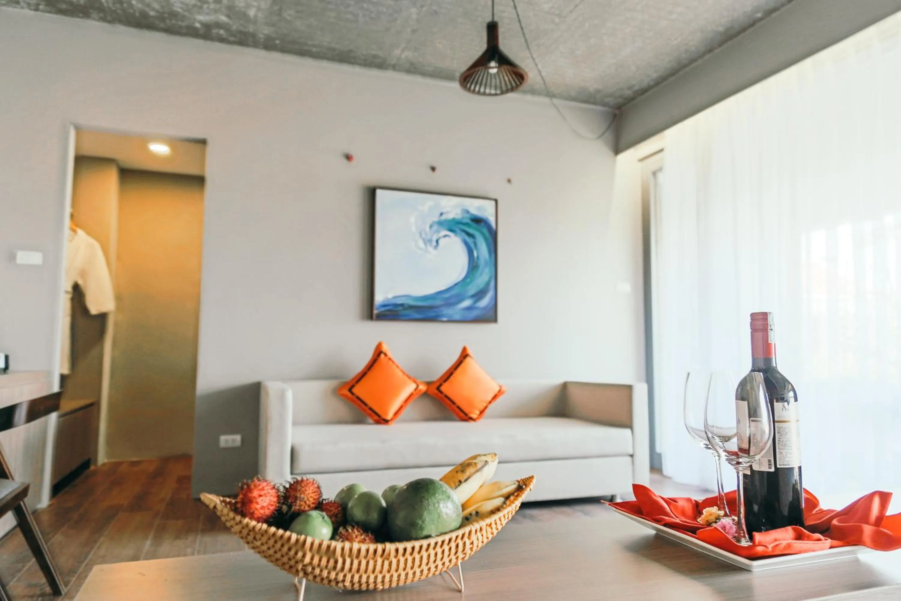 Photo of the whole room in Mulberry Collection Silk Eco