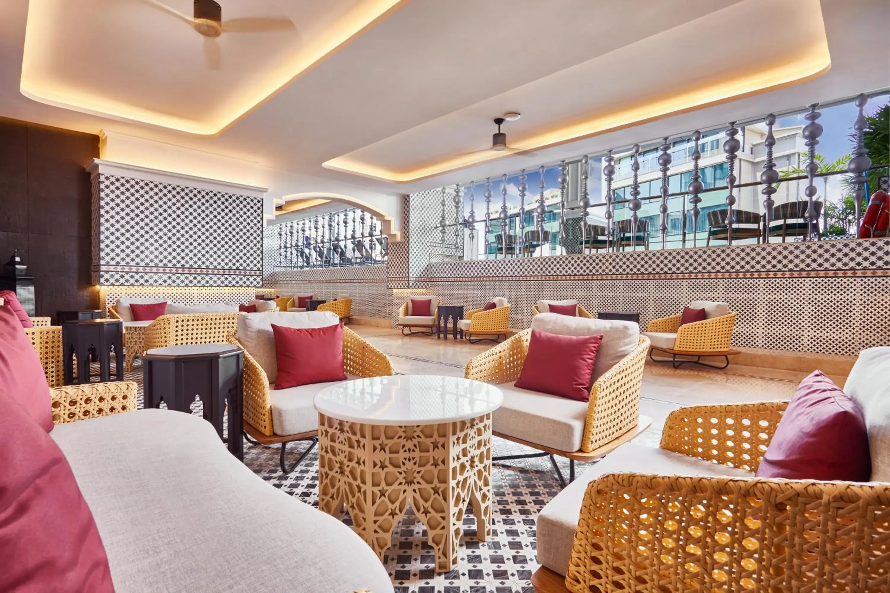 Lounge or bar, Restaurant/Places to Eat in Valia Hotel Bangkok