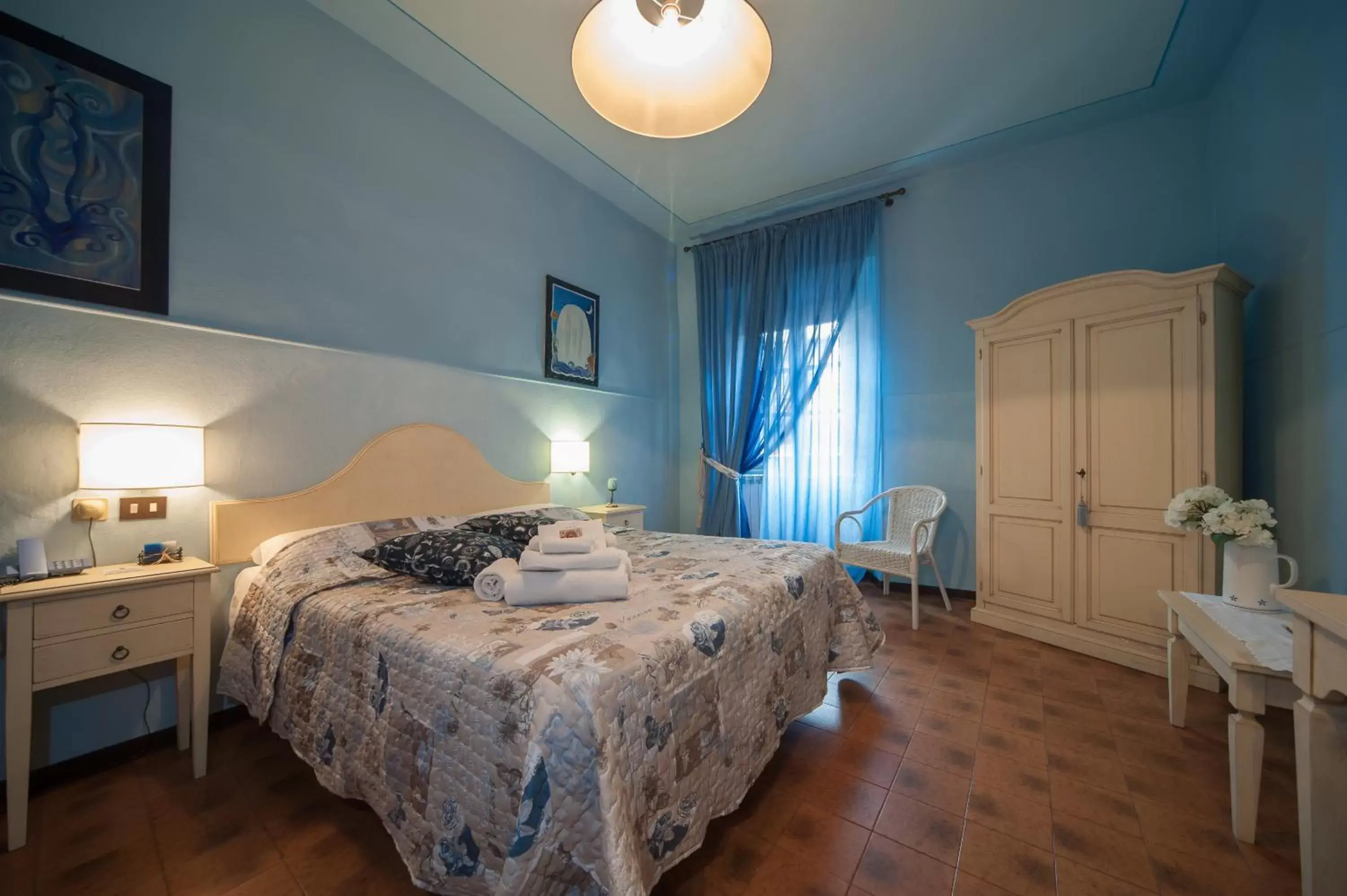 Bed in Albergo Etruria