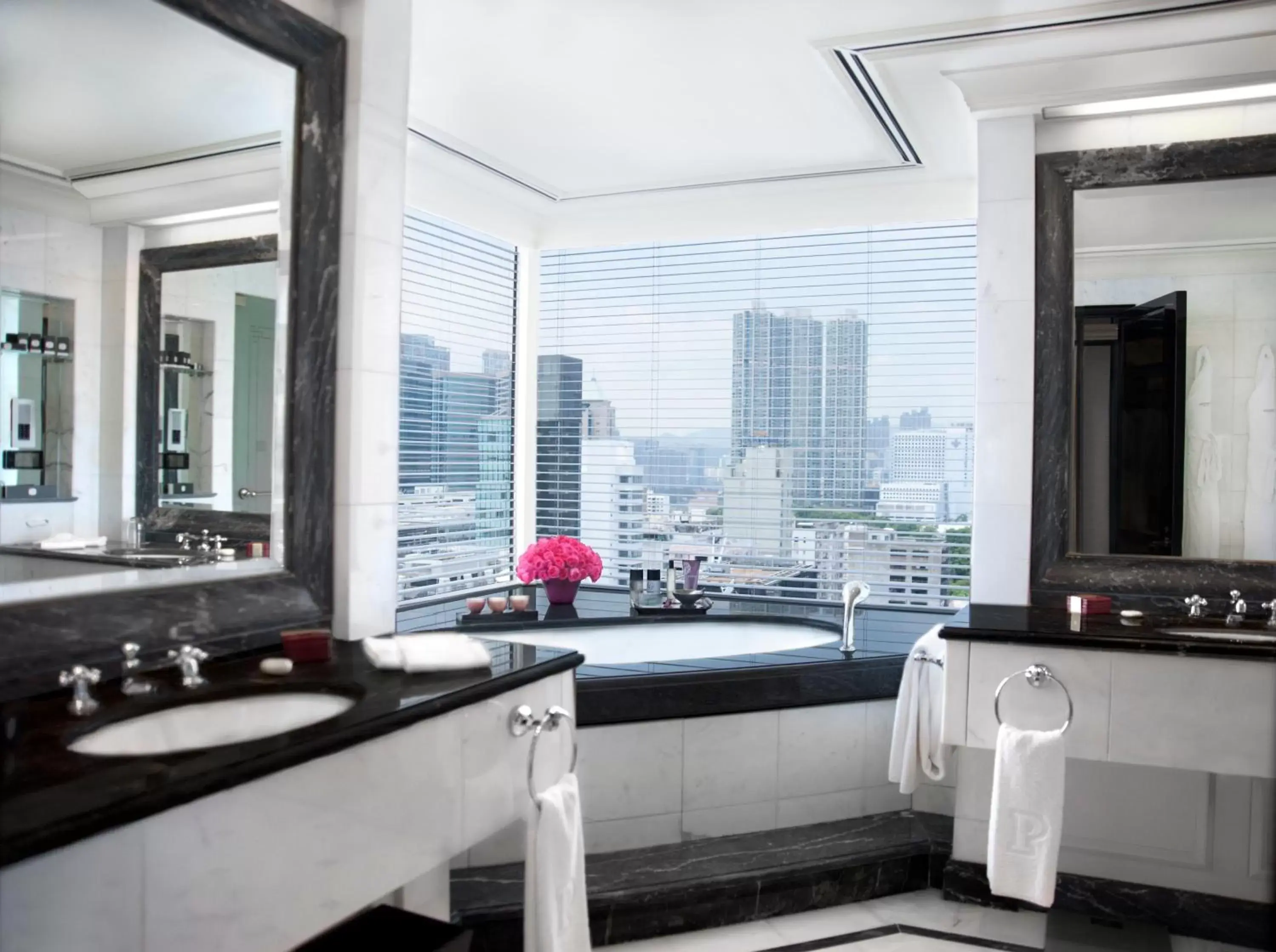 Bathroom in The Peninsula Hong Kong