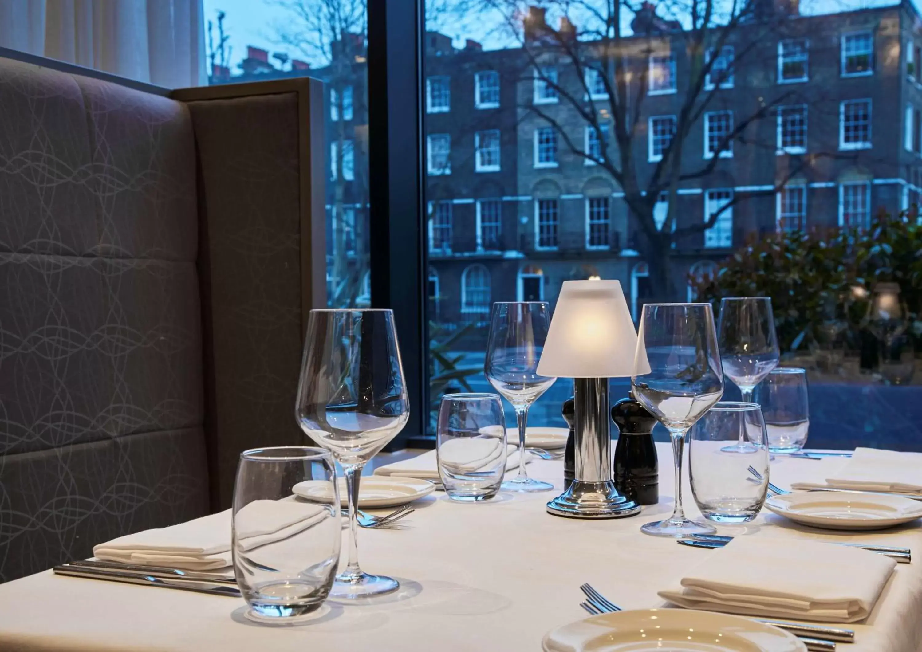 Restaurant/Places to Eat in DoubleTree by Hilton London Angel Kings Cross