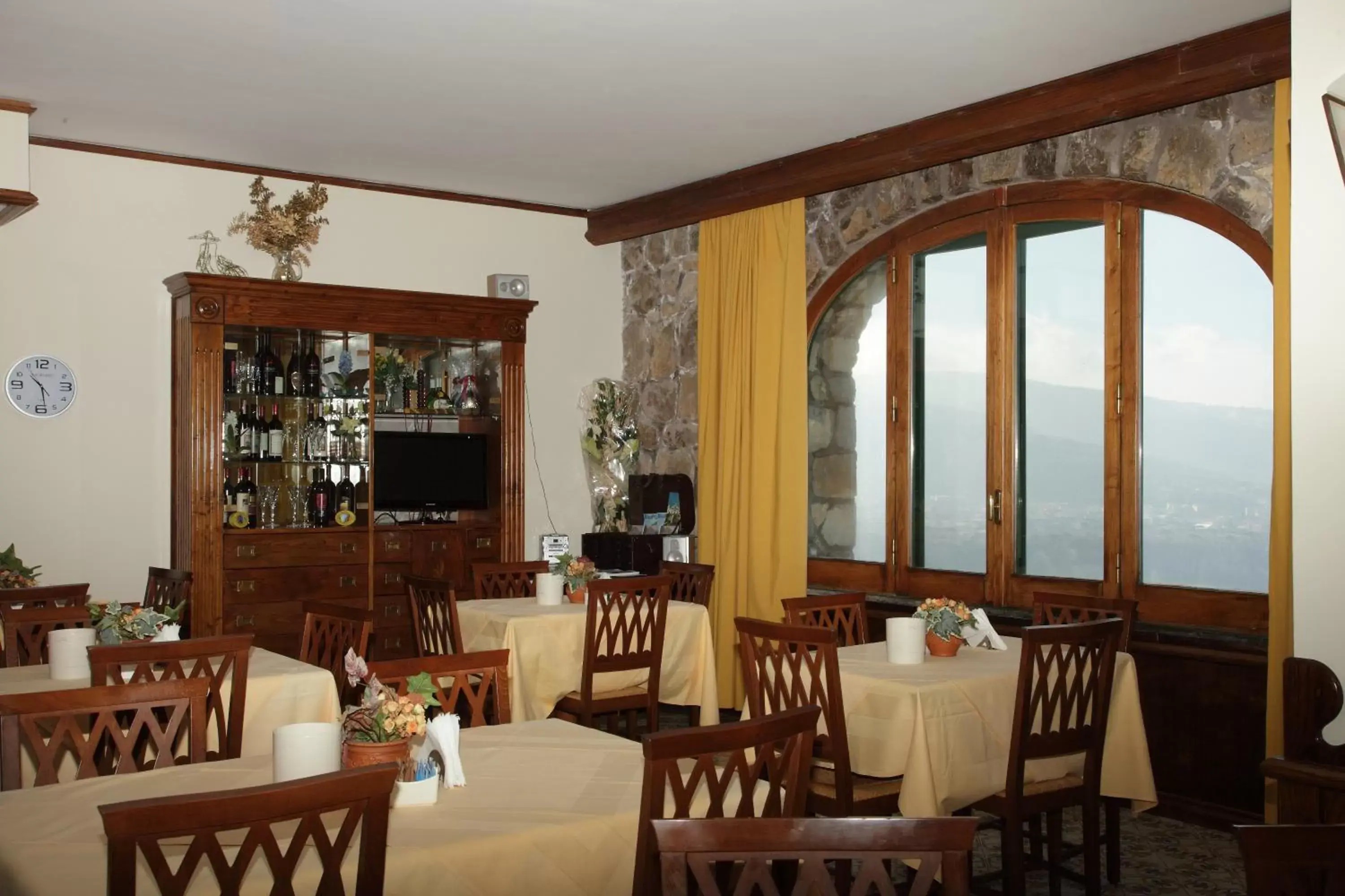 Lounge or bar, Restaurant/Places to Eat in Hotel Mega Mare