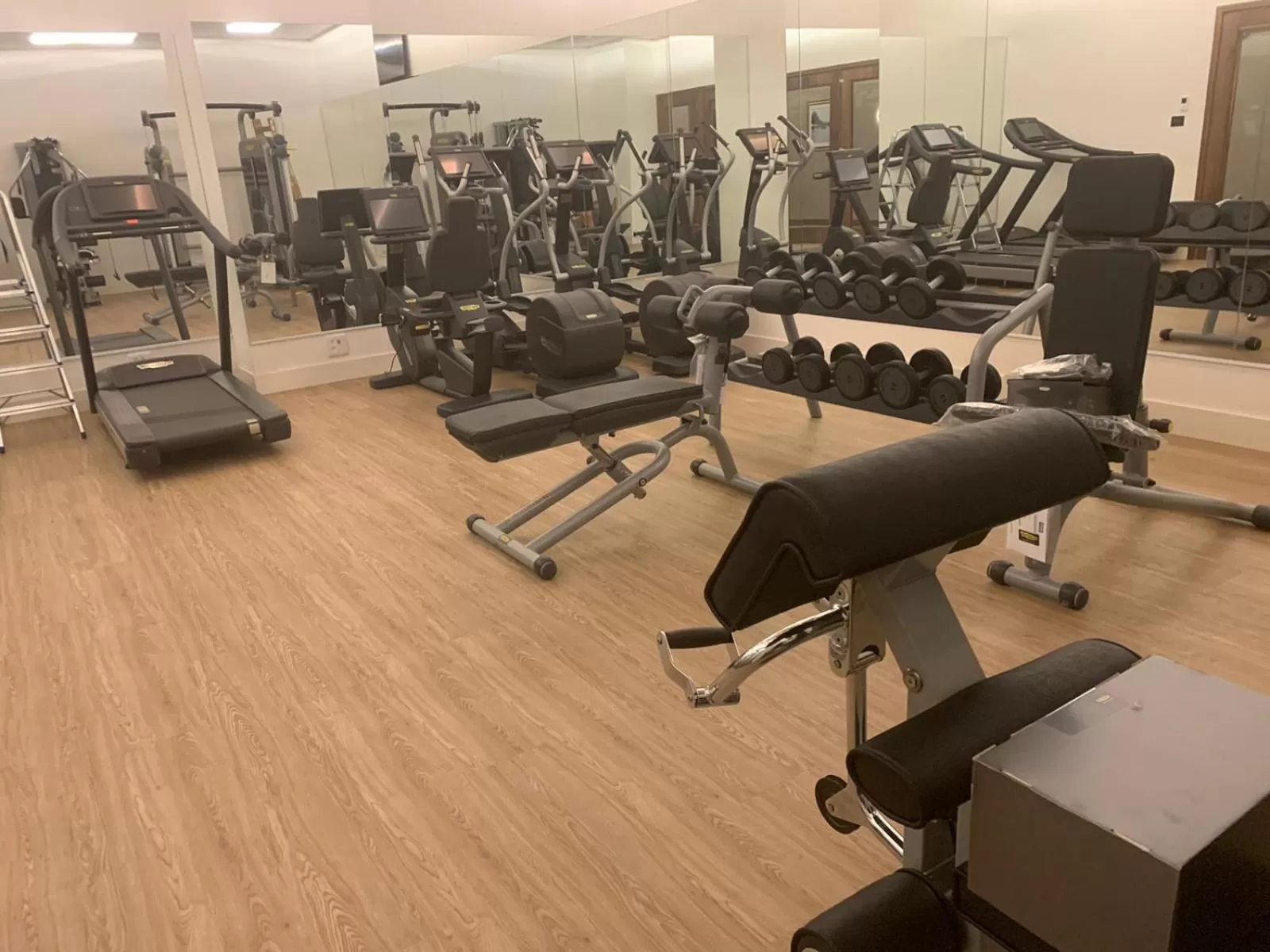 Fitness centre/facilities in Herbert Samuel Opera Tel Aviv