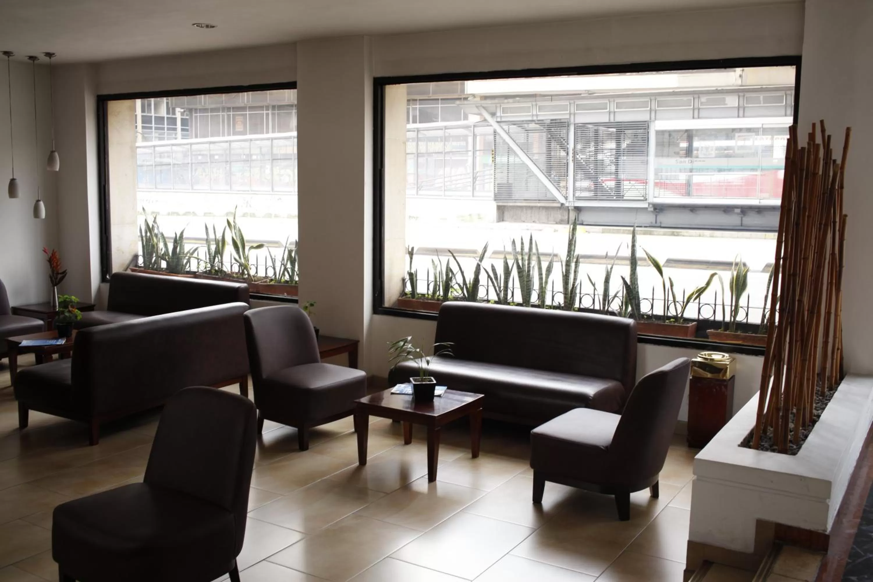 Restaurant/places to eat in Hotel San Francisco de Asís