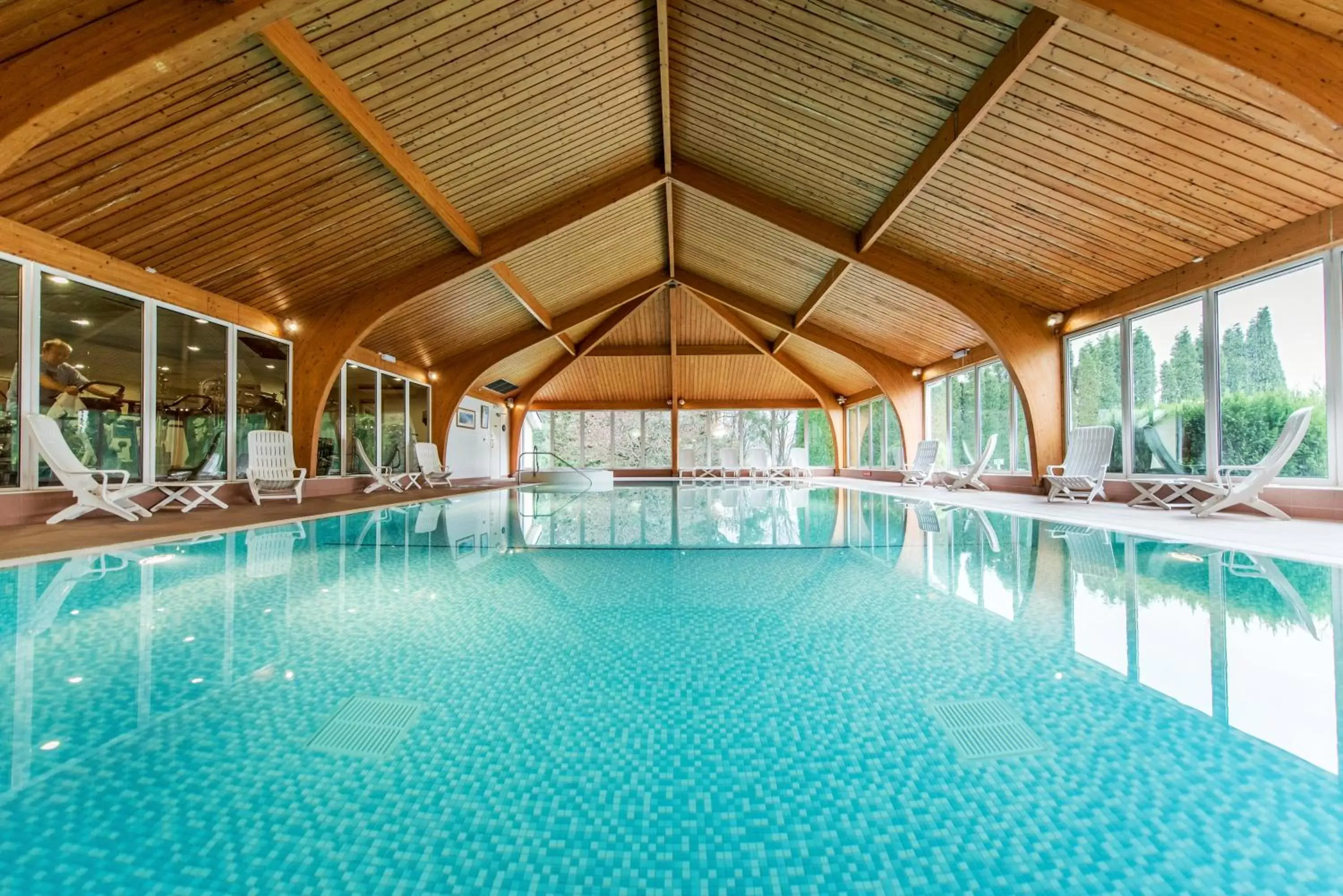 Swimming Pool in Ben Nevis Hotel & Leisure Club