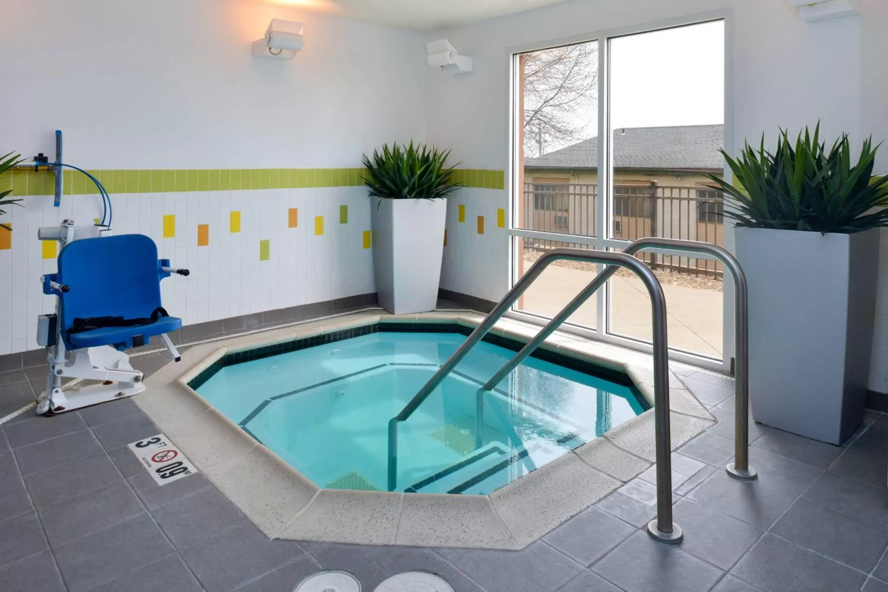 Fitness centre/facilities, Swimming Pool in Fairfield Inn & Suites by Marriott Cedar Rapids