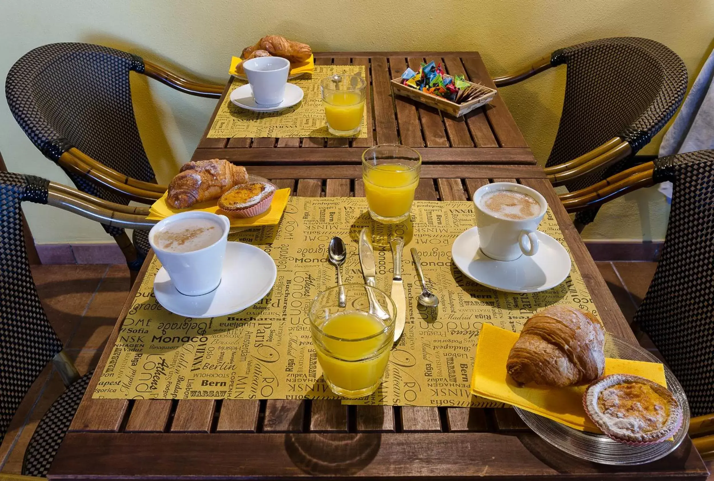 Breakfast in Pisa Holidays