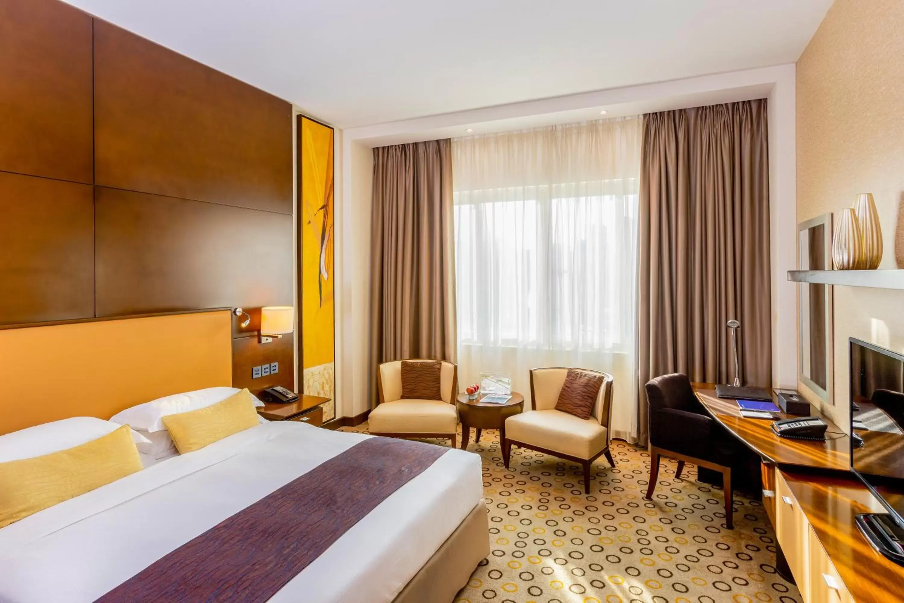 Bedroom, Bed in Asiana Hotel Dubai