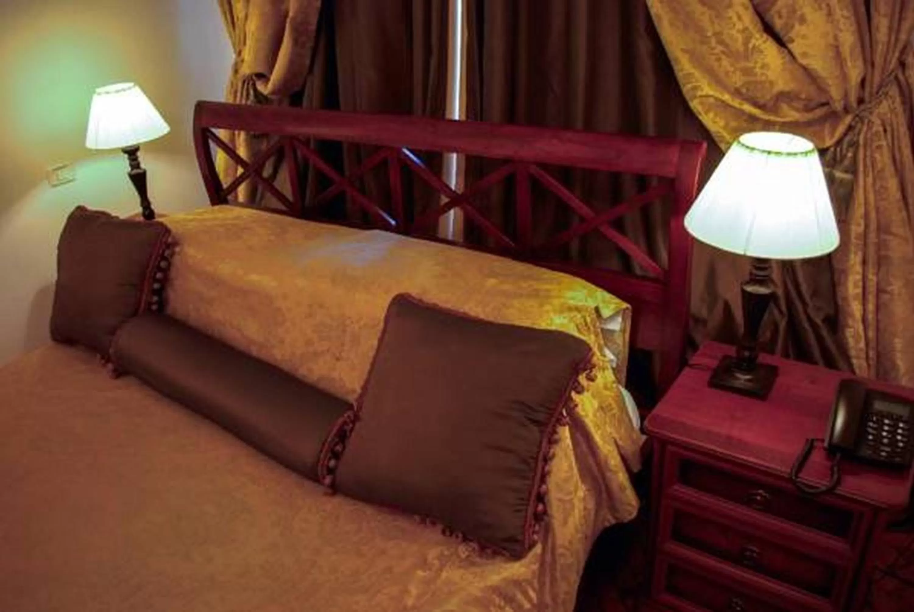 Grand Boutique Hotel