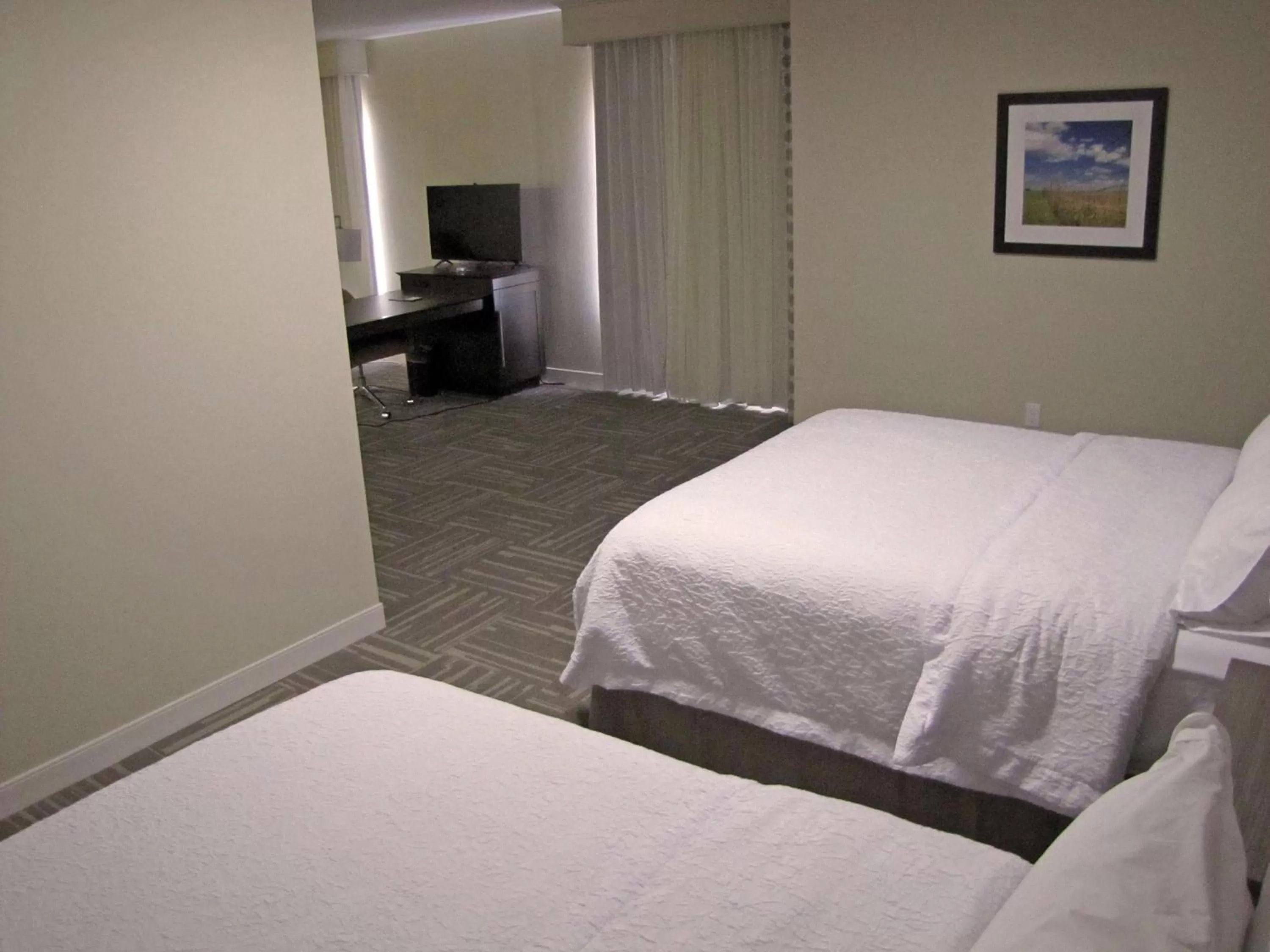 Bed in Hampton Inn McPherson