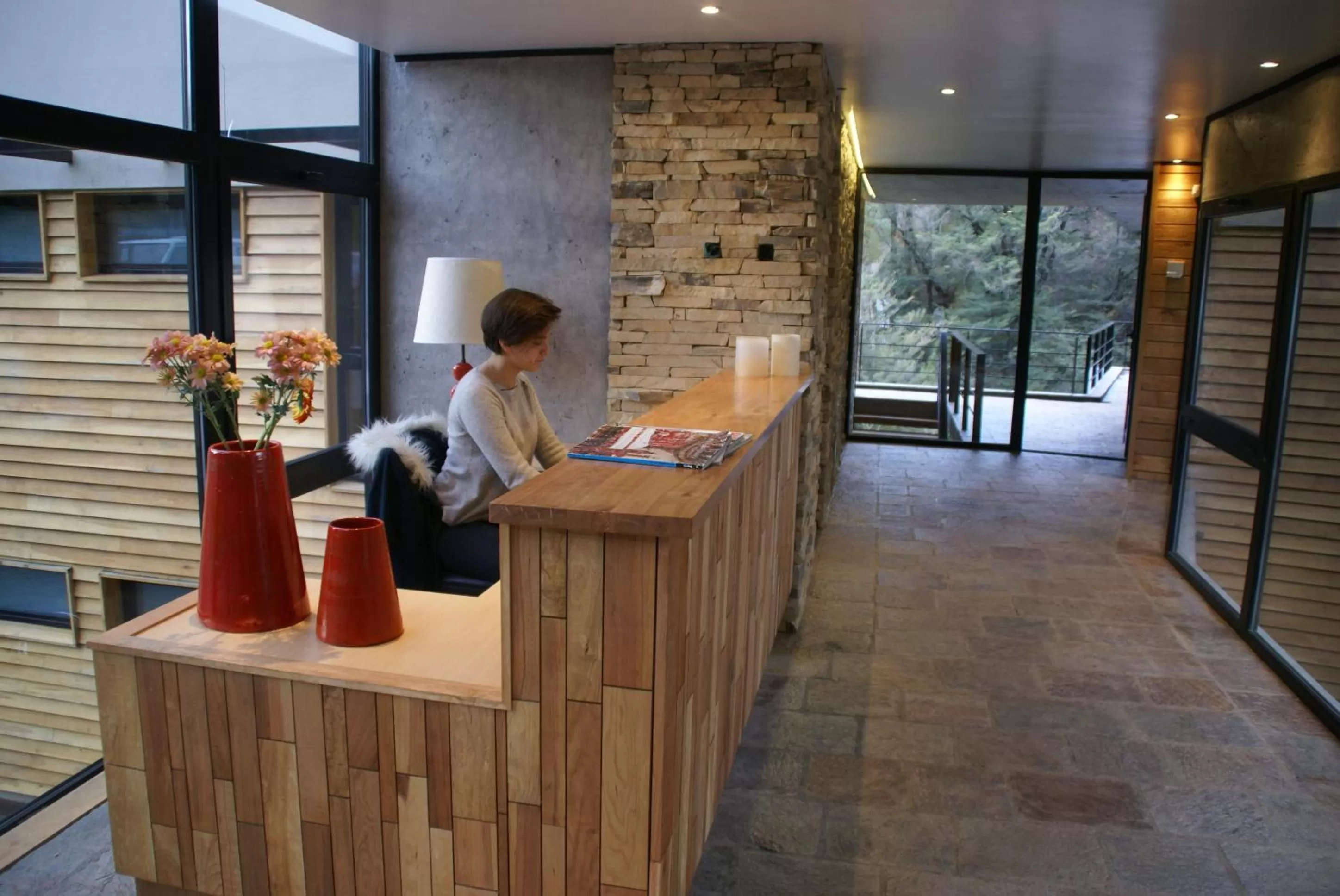 Staff in El Oasis Apart Hotel