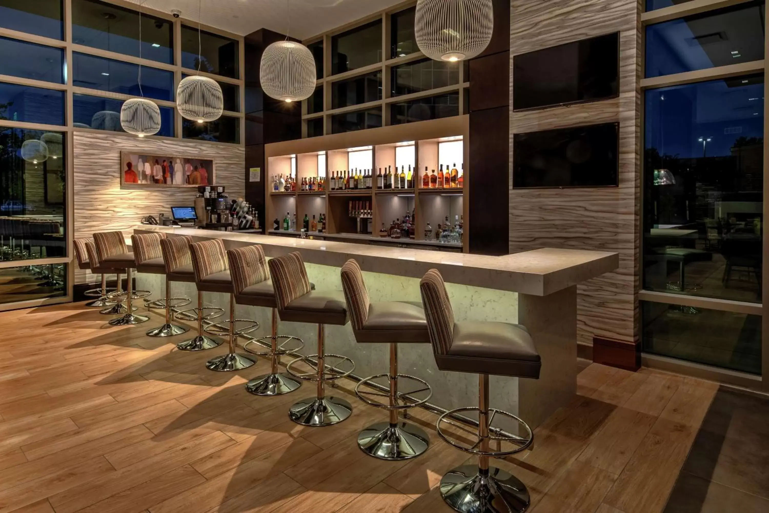 Lounge or bar in Hilton Franklin Cool Springs Lounge or bar in Hilton Franklin Cool Springs