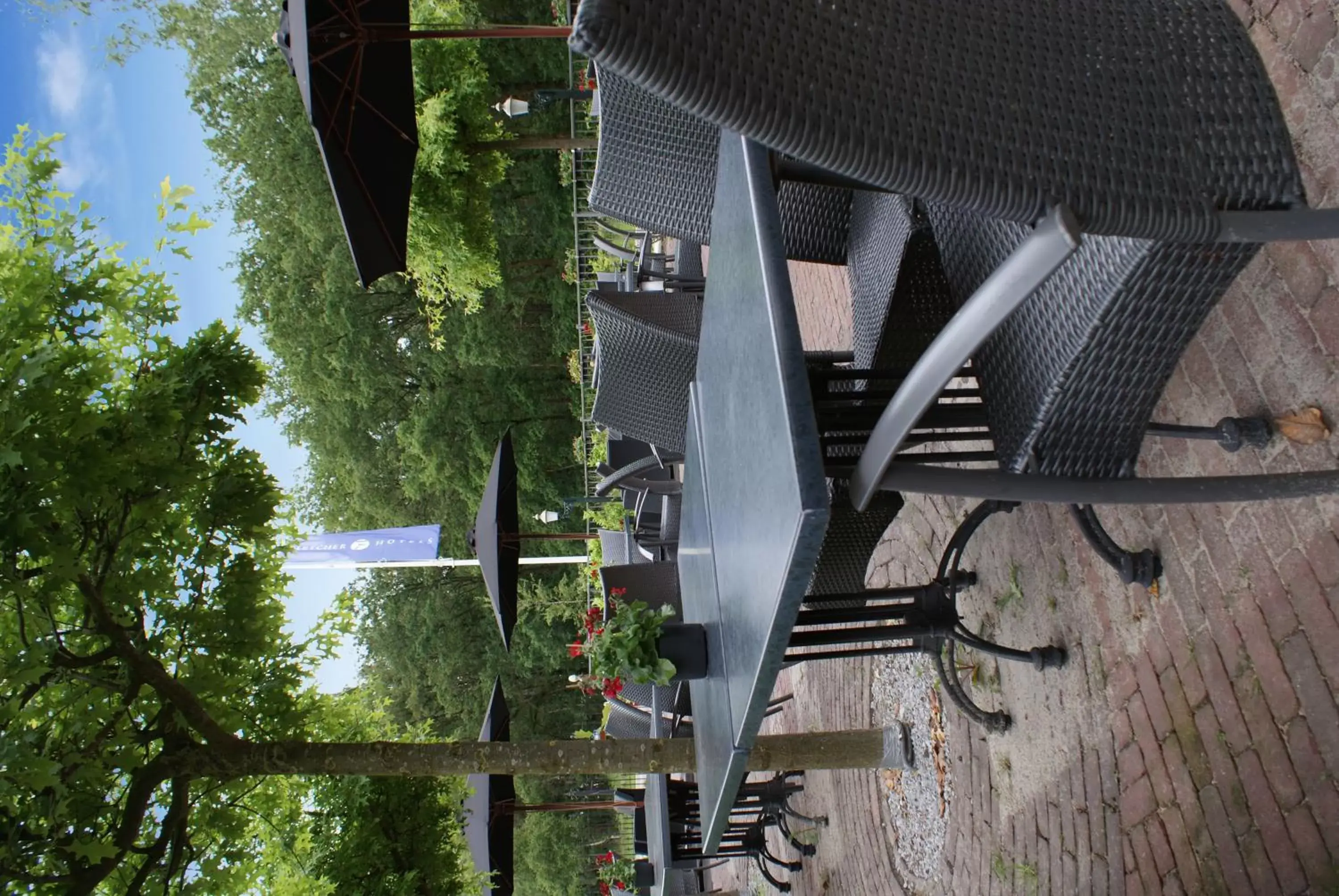 Balcony/Terrace, Restaurant/Places to Eat in Fletcher Hotel-Restaurant De Kempen
