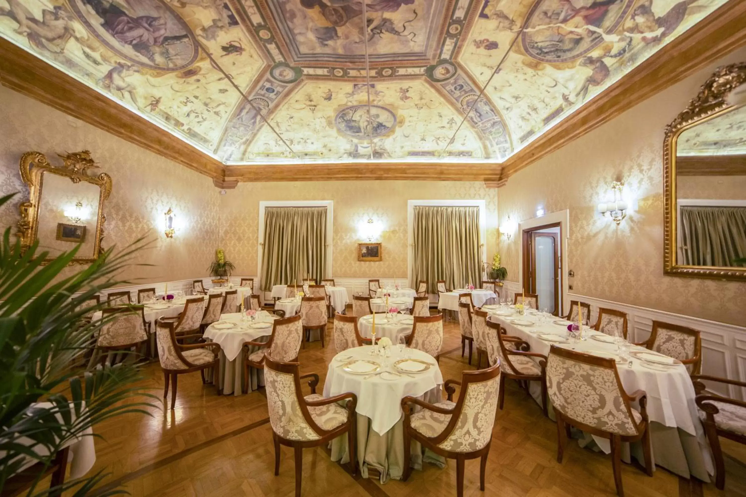 Restaurant/Places to Eat in Grand Hotel Majestic gia' Baglioni