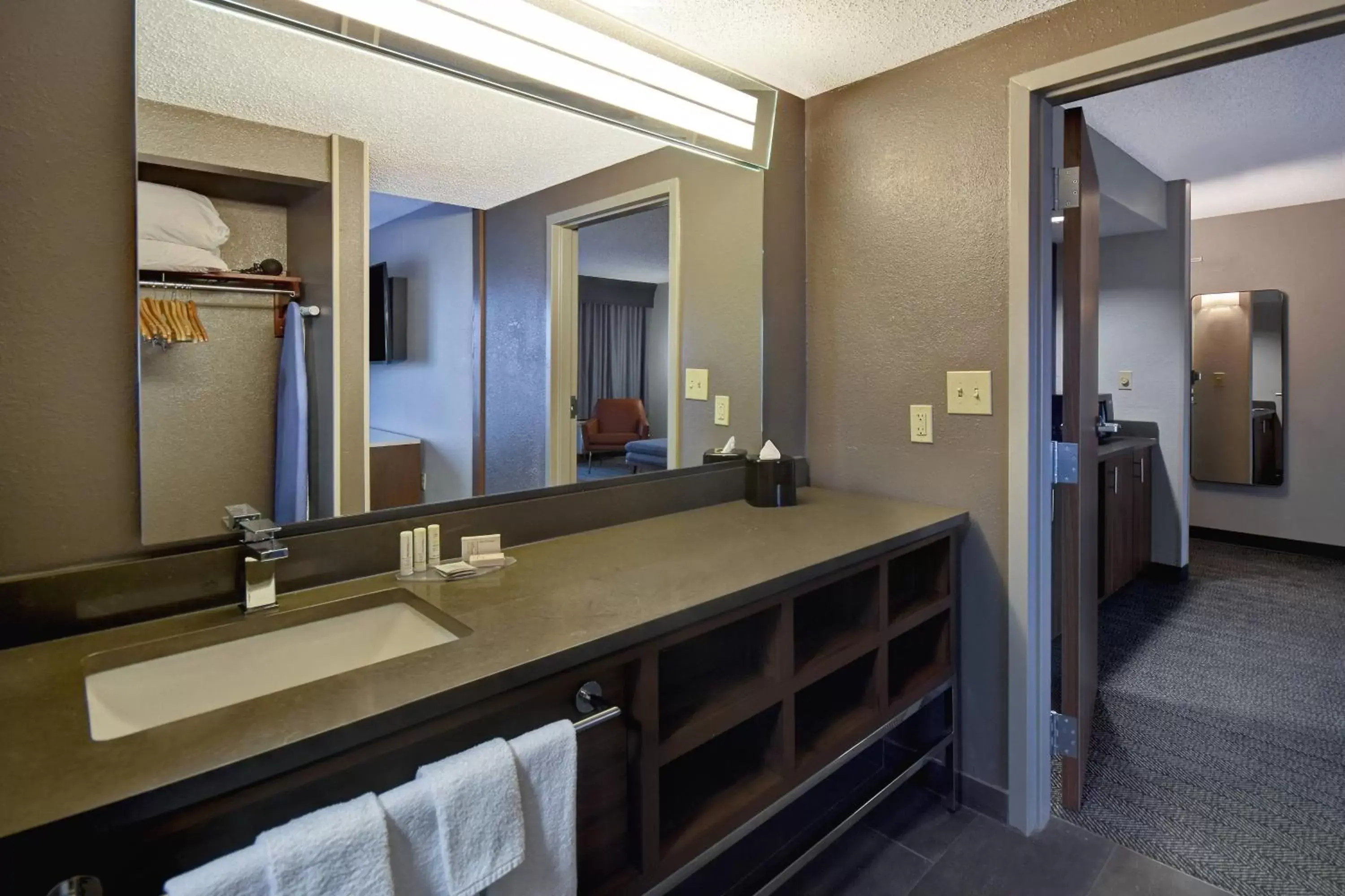Photo of the whole room, Bathroom in Courtyard by Marriott Cincinnati Airport
