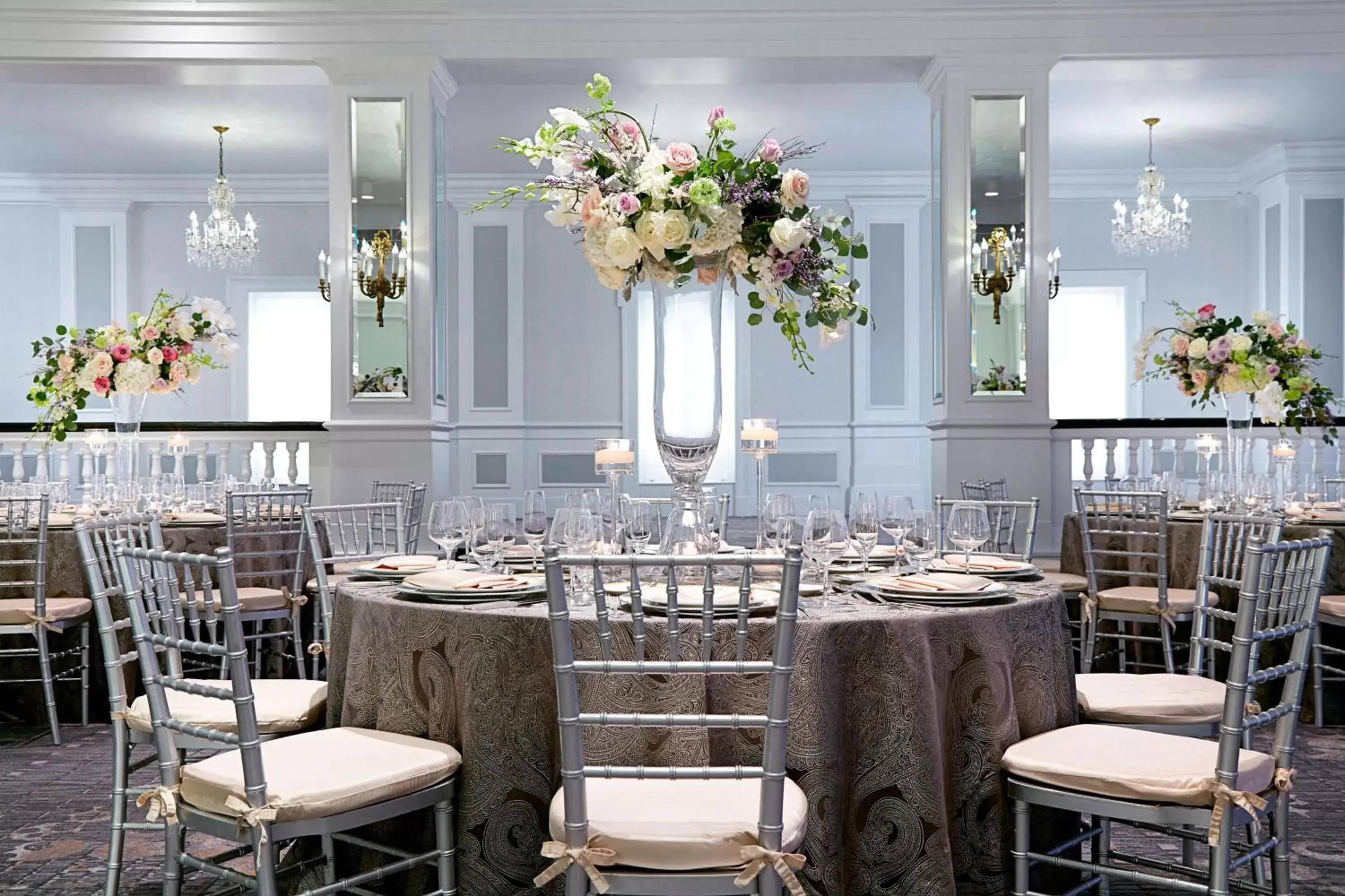 Banquet/Function facilities, Restaurant/Places to Eat in The Mayflower Hotel, Autograph Collection