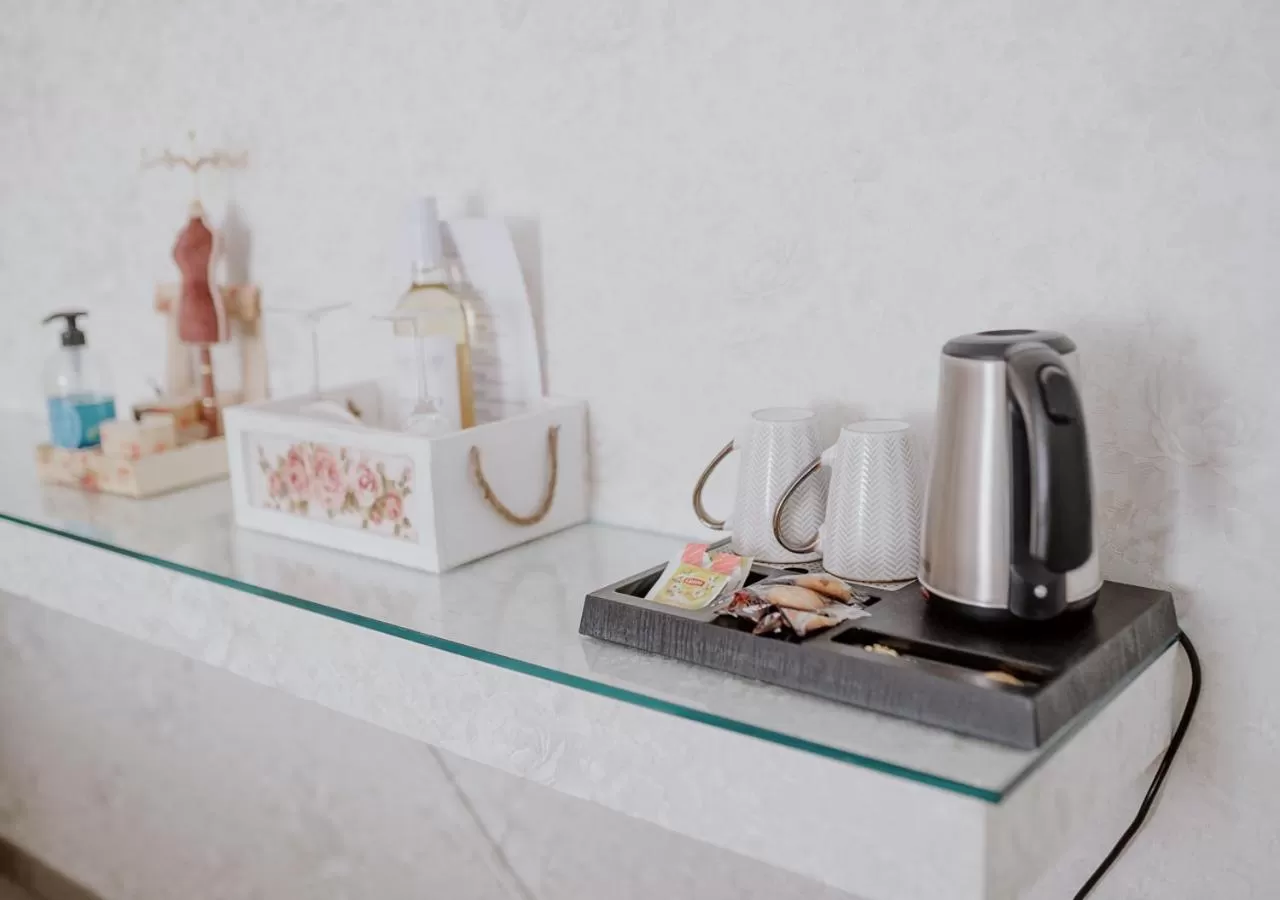 Coffee/tea facilities in ROH Suites