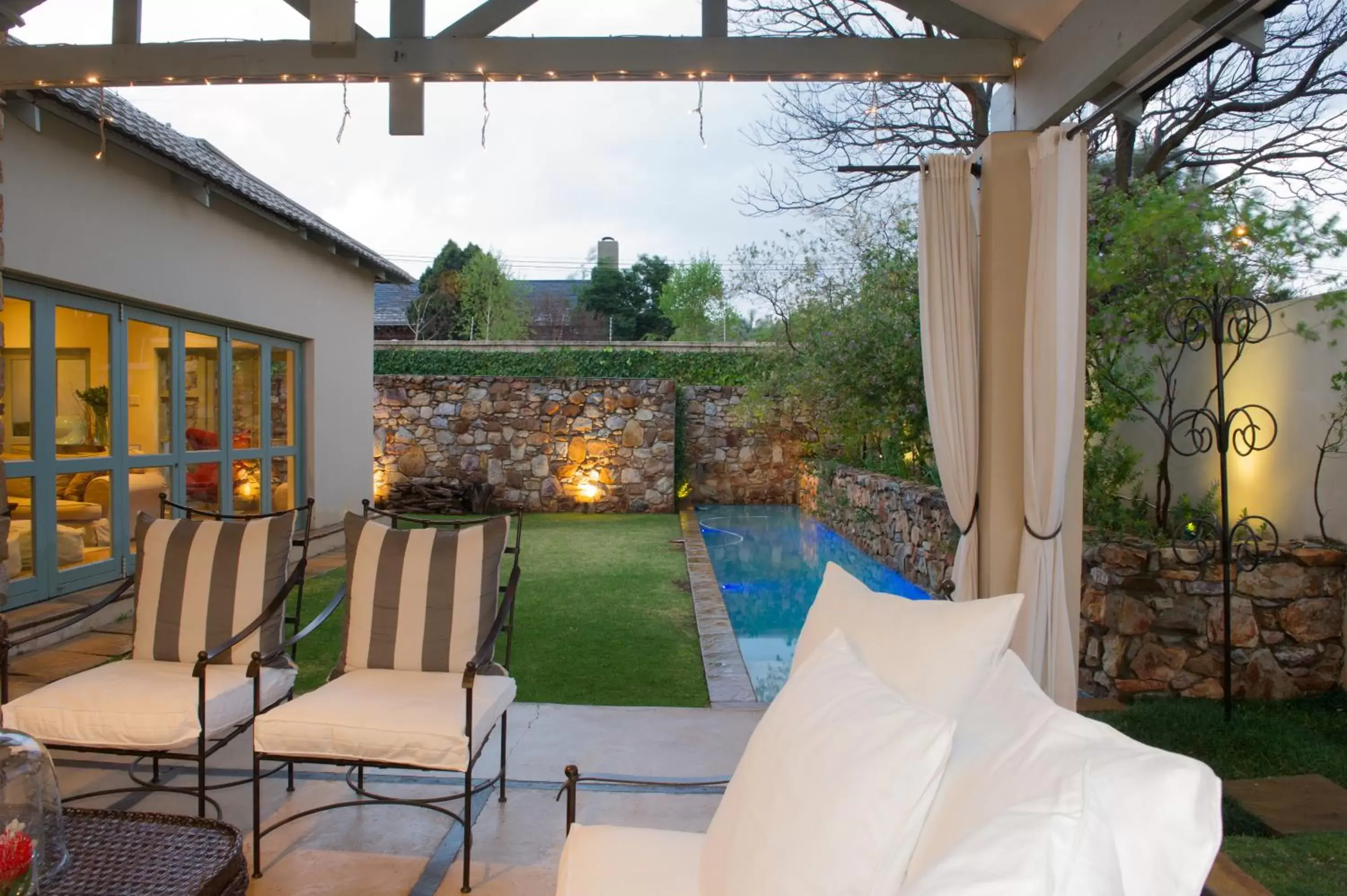 Garden, Swimming Pool in Parkwood Boutique Hotel