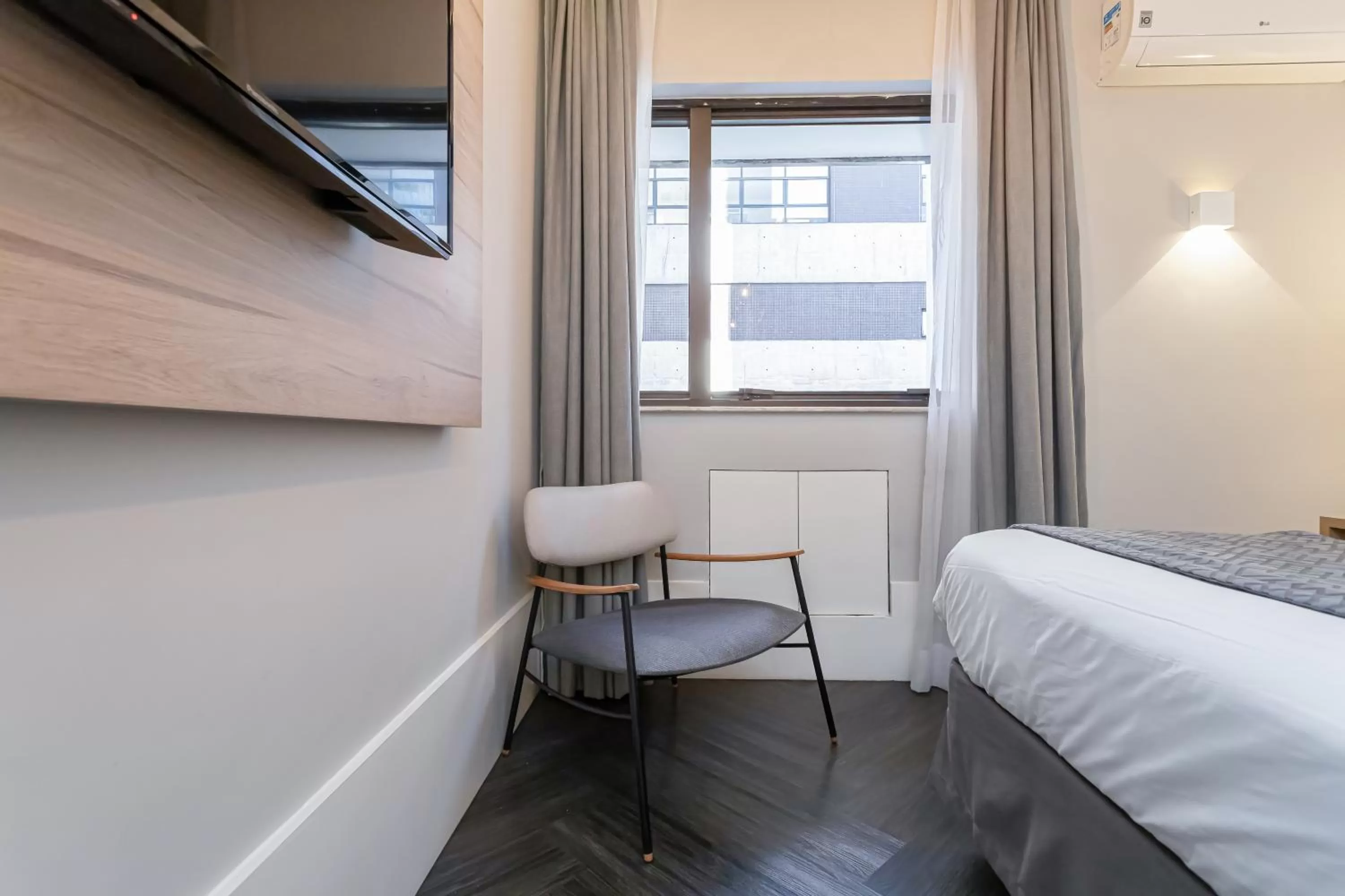 TV and multimedia, Bed in H4 La Residence Paulista