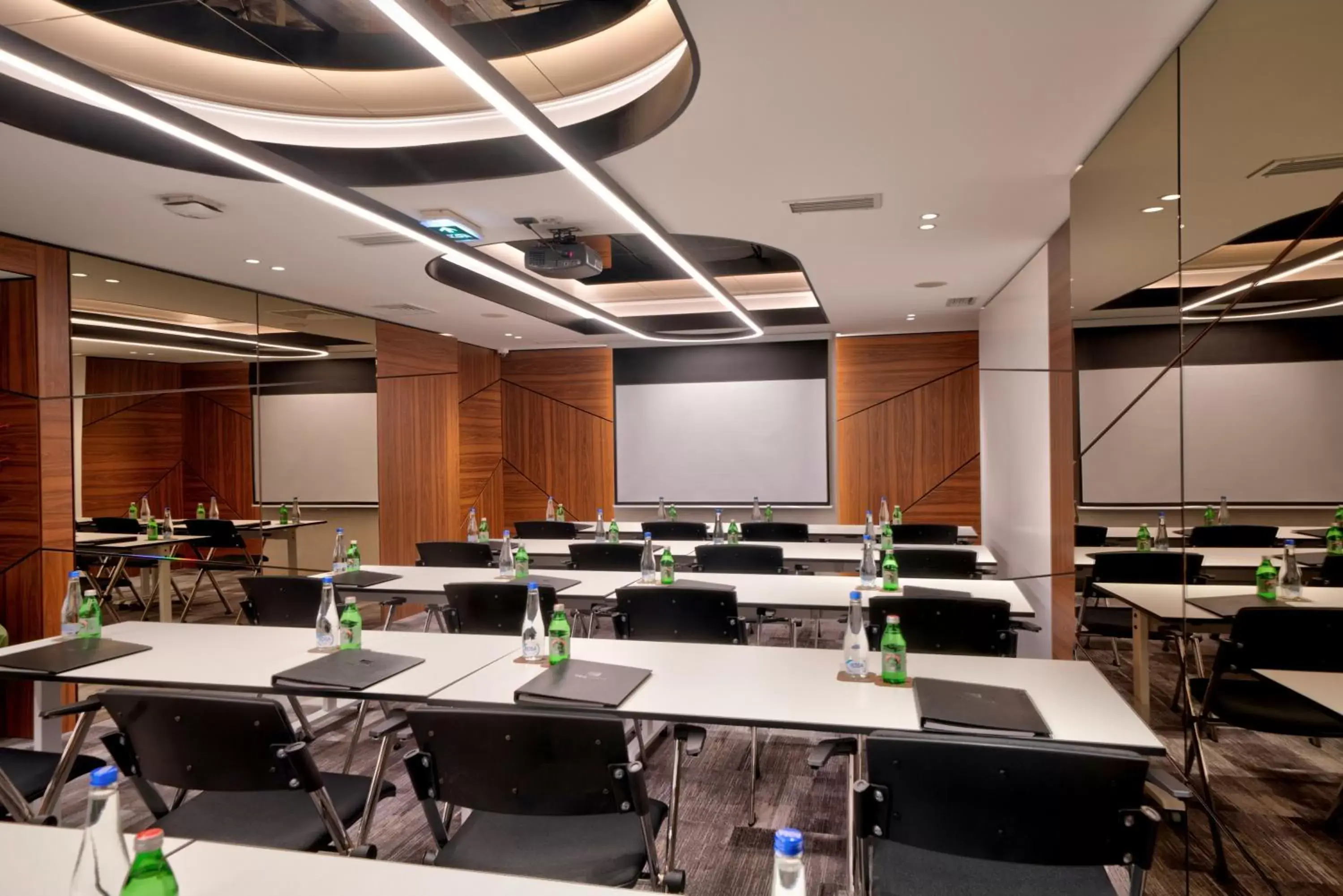 Meeting/conference room in Sky Hotel