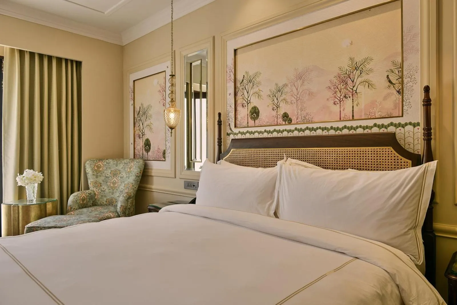 Bed in Fort Rajwada,Jaisalmer