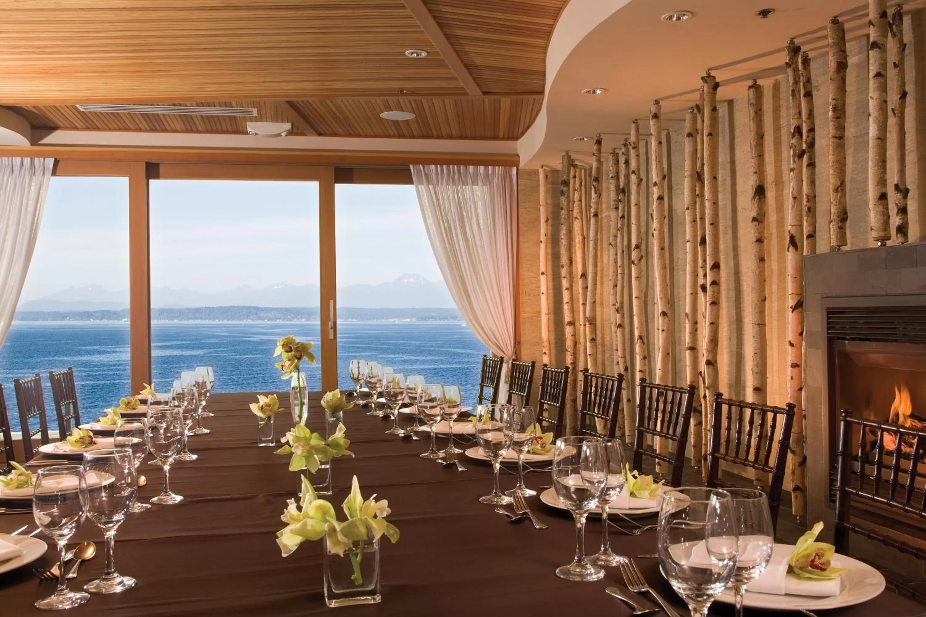 Banquet/Function facilities in The Edgewater, a Noble House Hotel