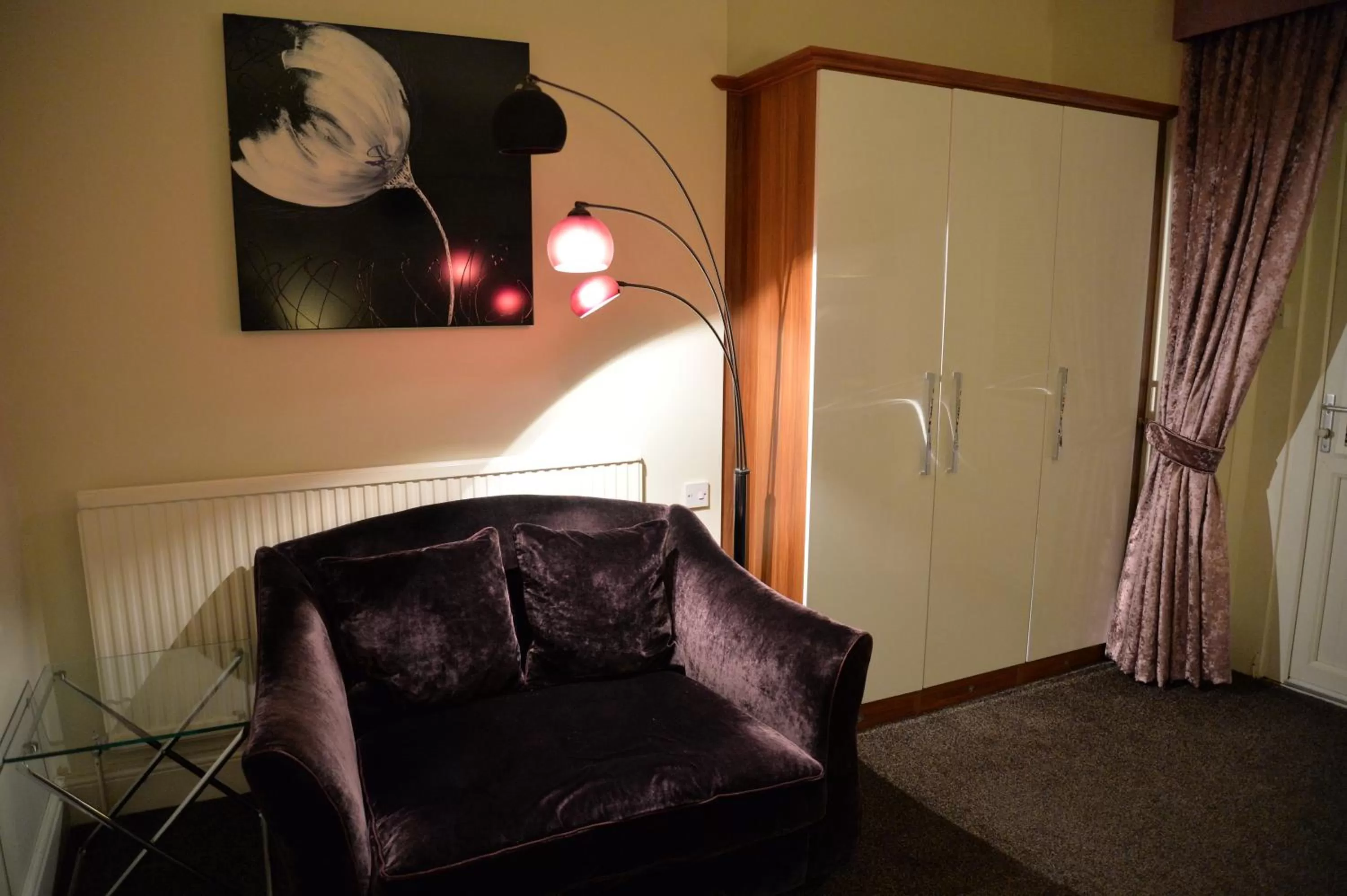 Lauriston & Lawton Court Hotel