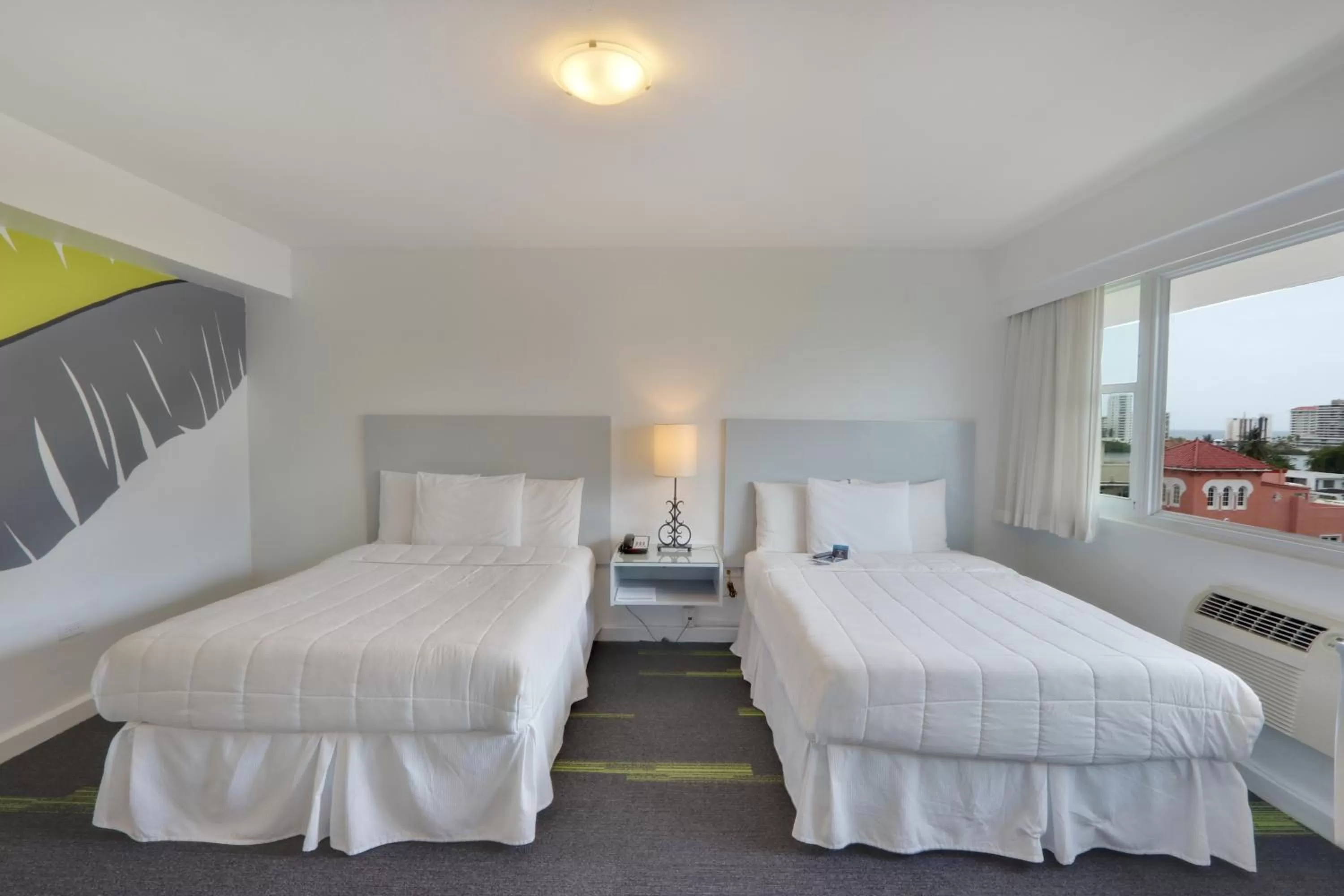 Bed in Hotel Miramar