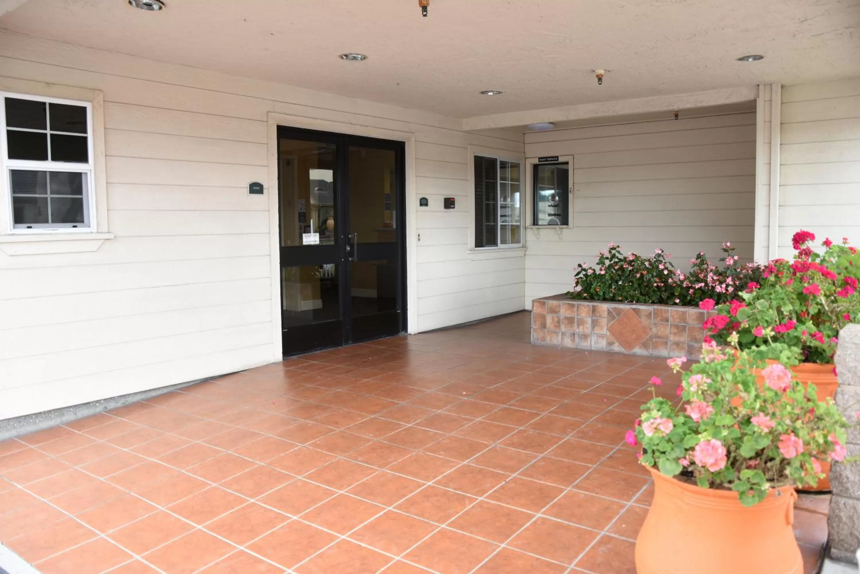 Facade/entrance in Howard Johnson by Wyndham Salinas