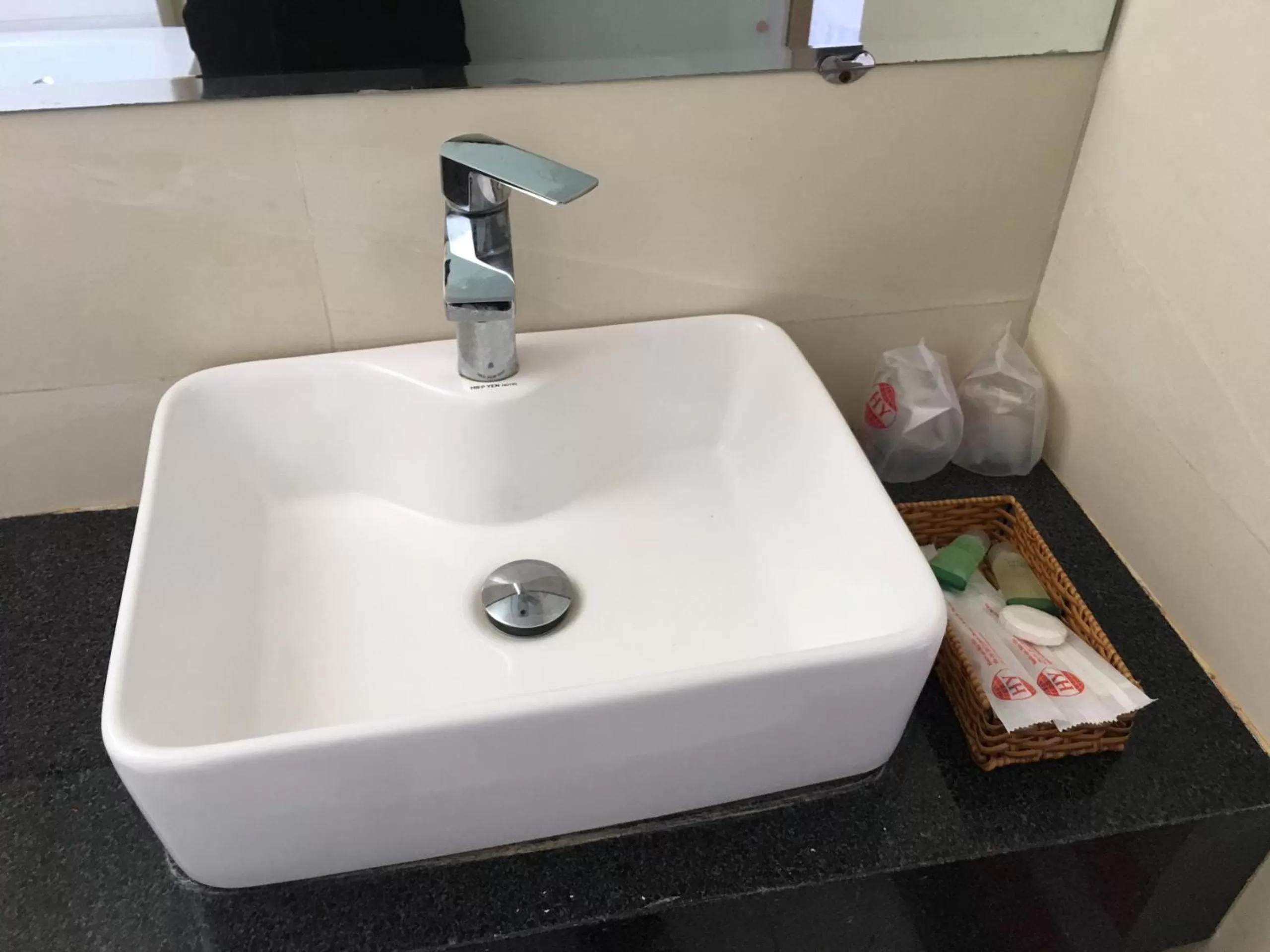 Bathroom in Khách Sạn Hiệp Yến