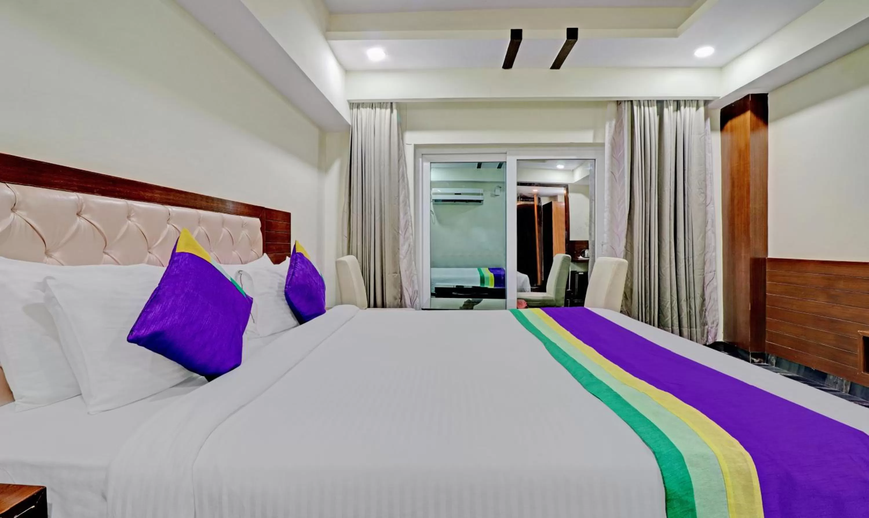 Bed in Treebo Tryst Pearl Avenue Ring Road