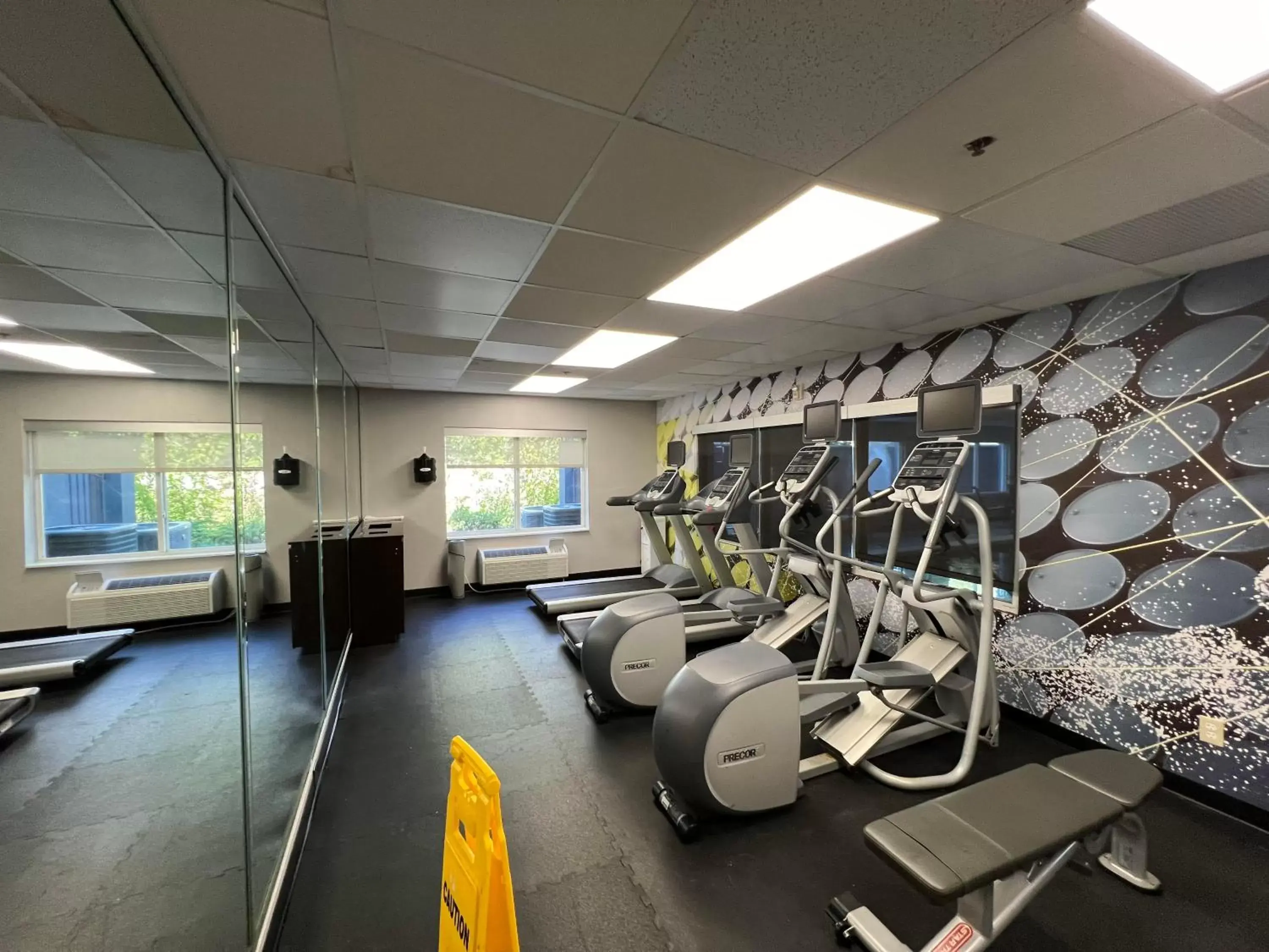 Fitness centre/facilities, Fitness Center/Facilities in Best Western LSU/Medical Corridor Inn & Suites