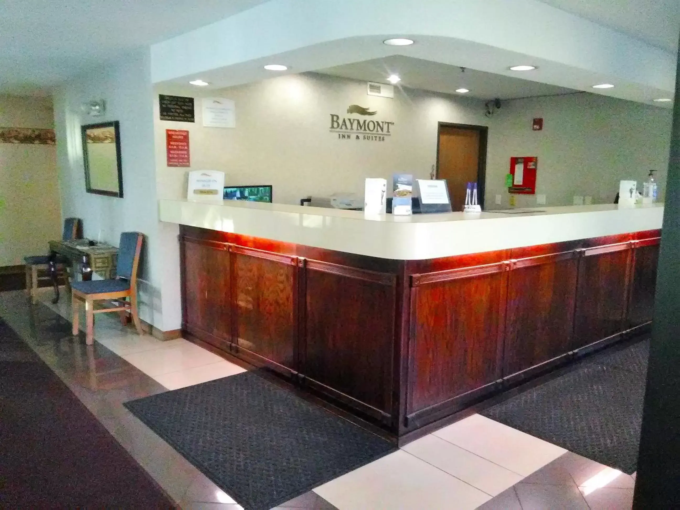 Lobby or reception, Lobby/Reception in Baymont by Wyndham Battle Creek Downtown