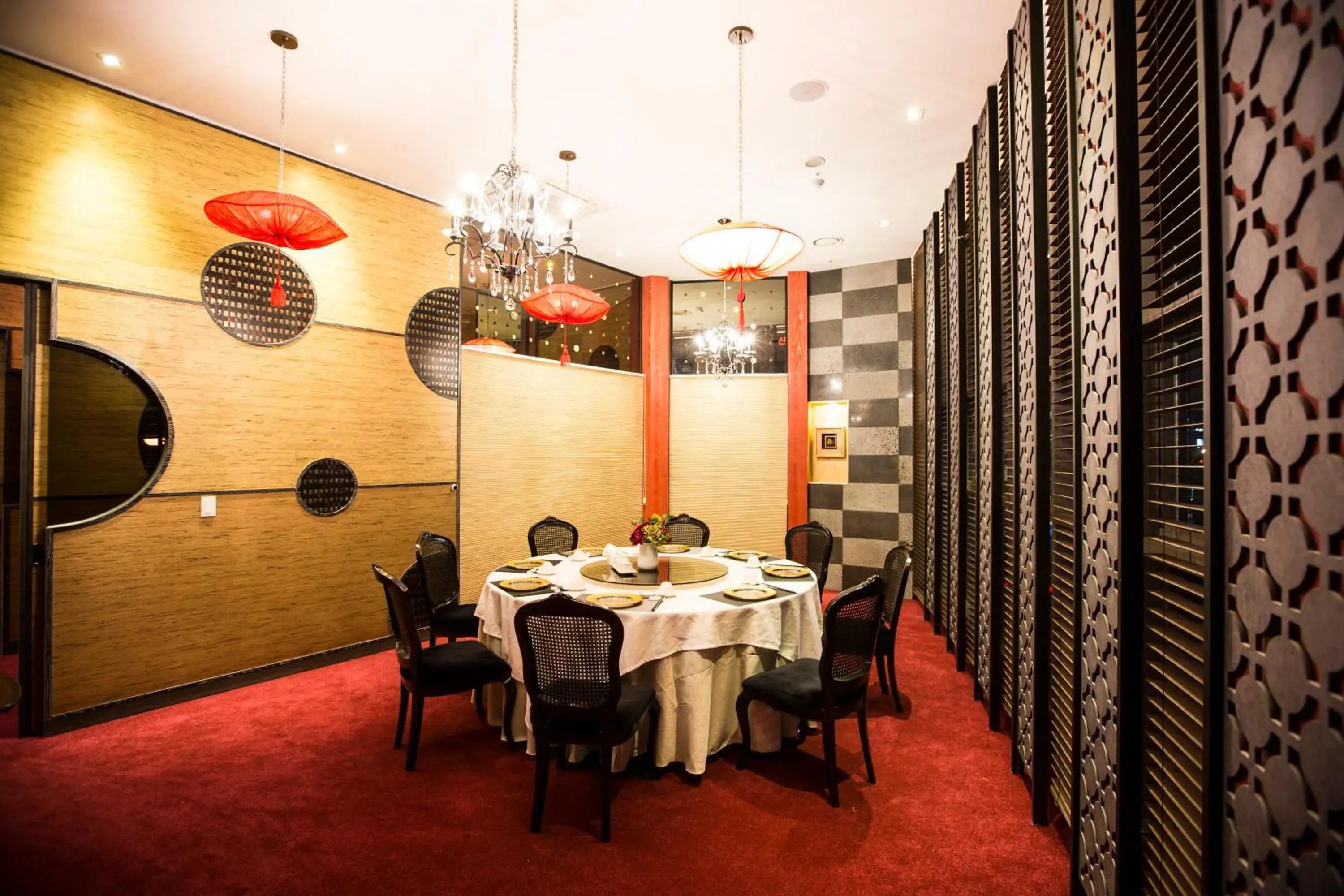 Restaurant/places to eat in I Square Hotel Restaurant/places to eat in I Square Hotel