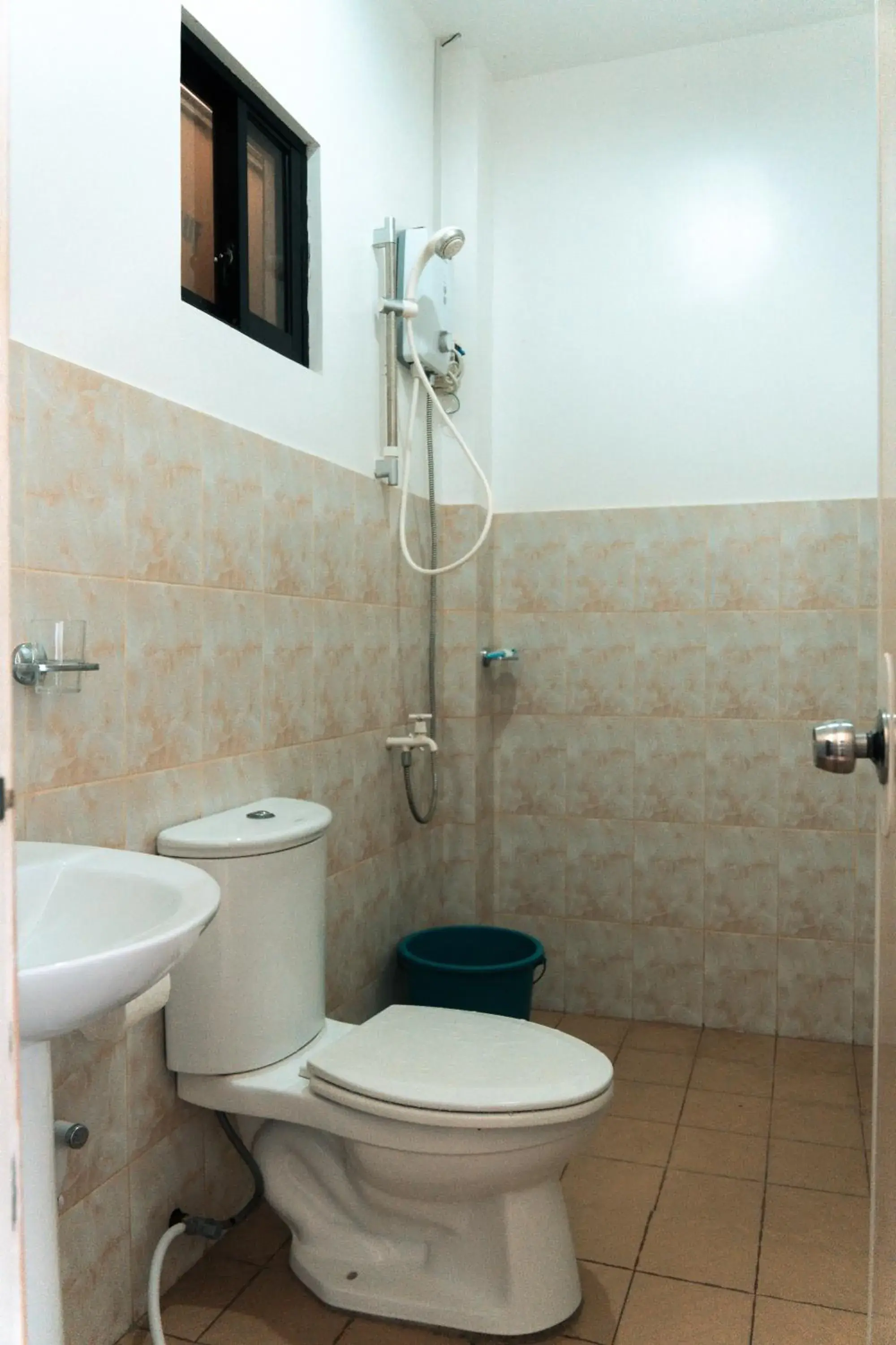 Bathroom in Island Front - Bangcogon Resort and Restaurant