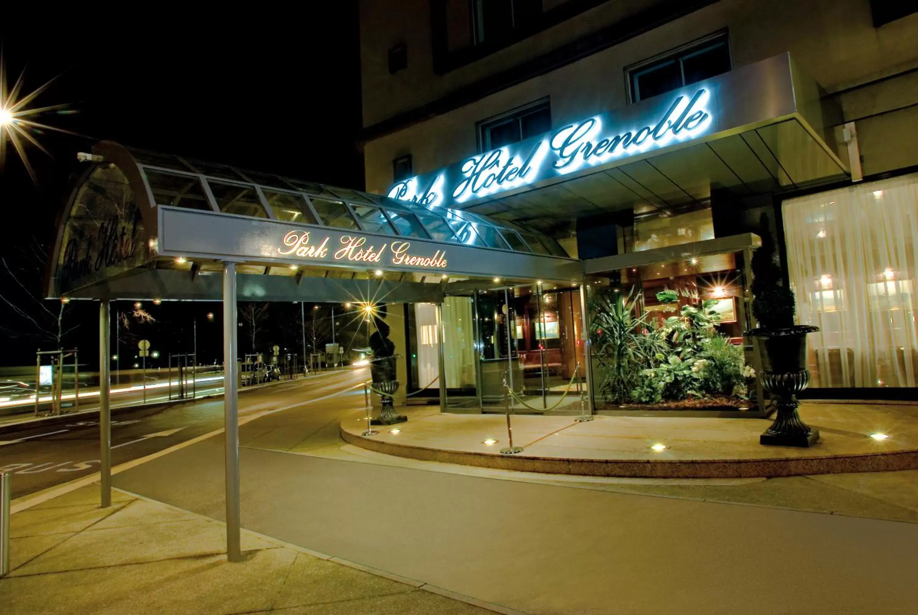 Facade/entrance in Park Hôtel Grenoble - MGallery