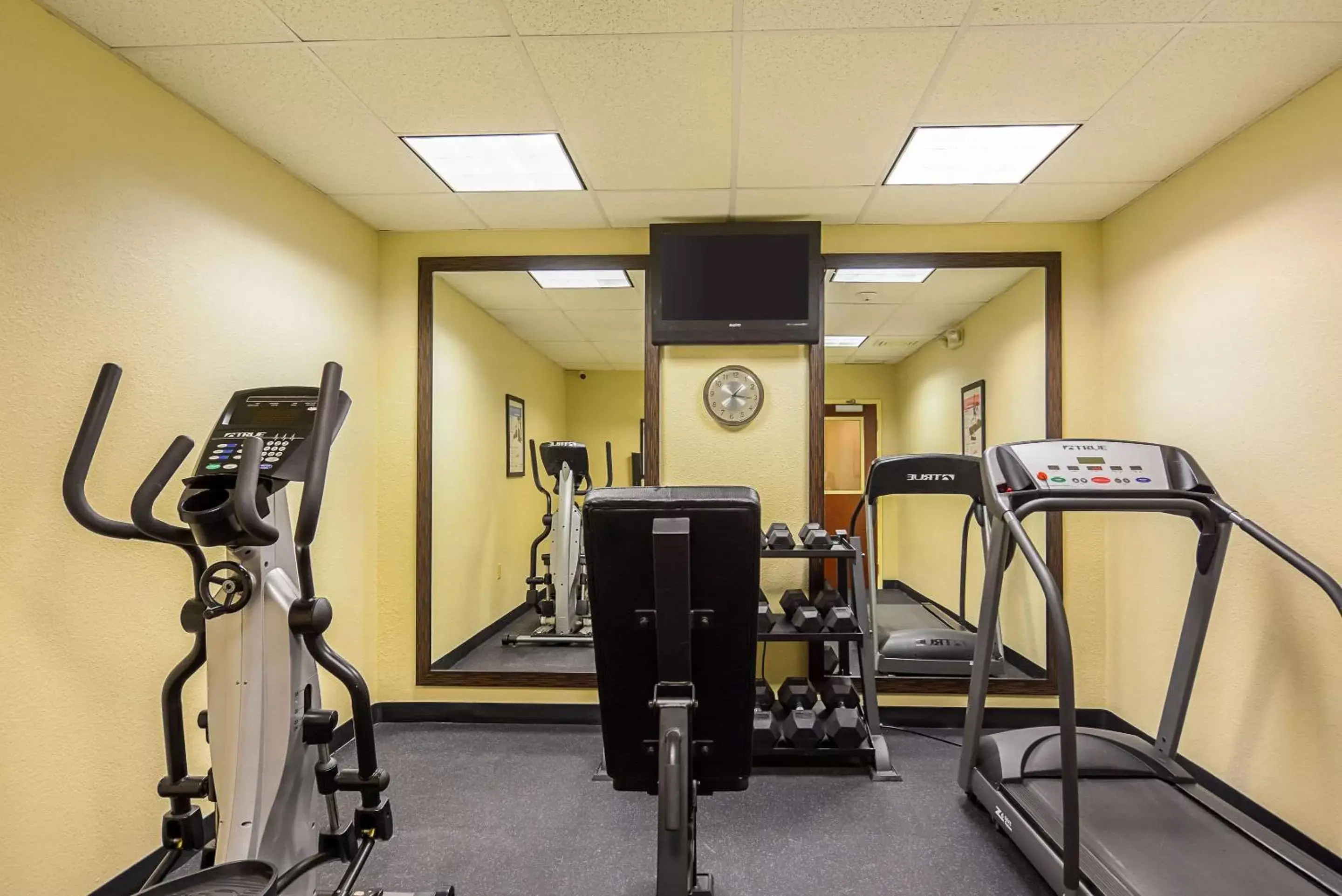 Fitness centre/facilities, Fitness Center/Facilities in Comfort Inn Woodstock Shenandoah