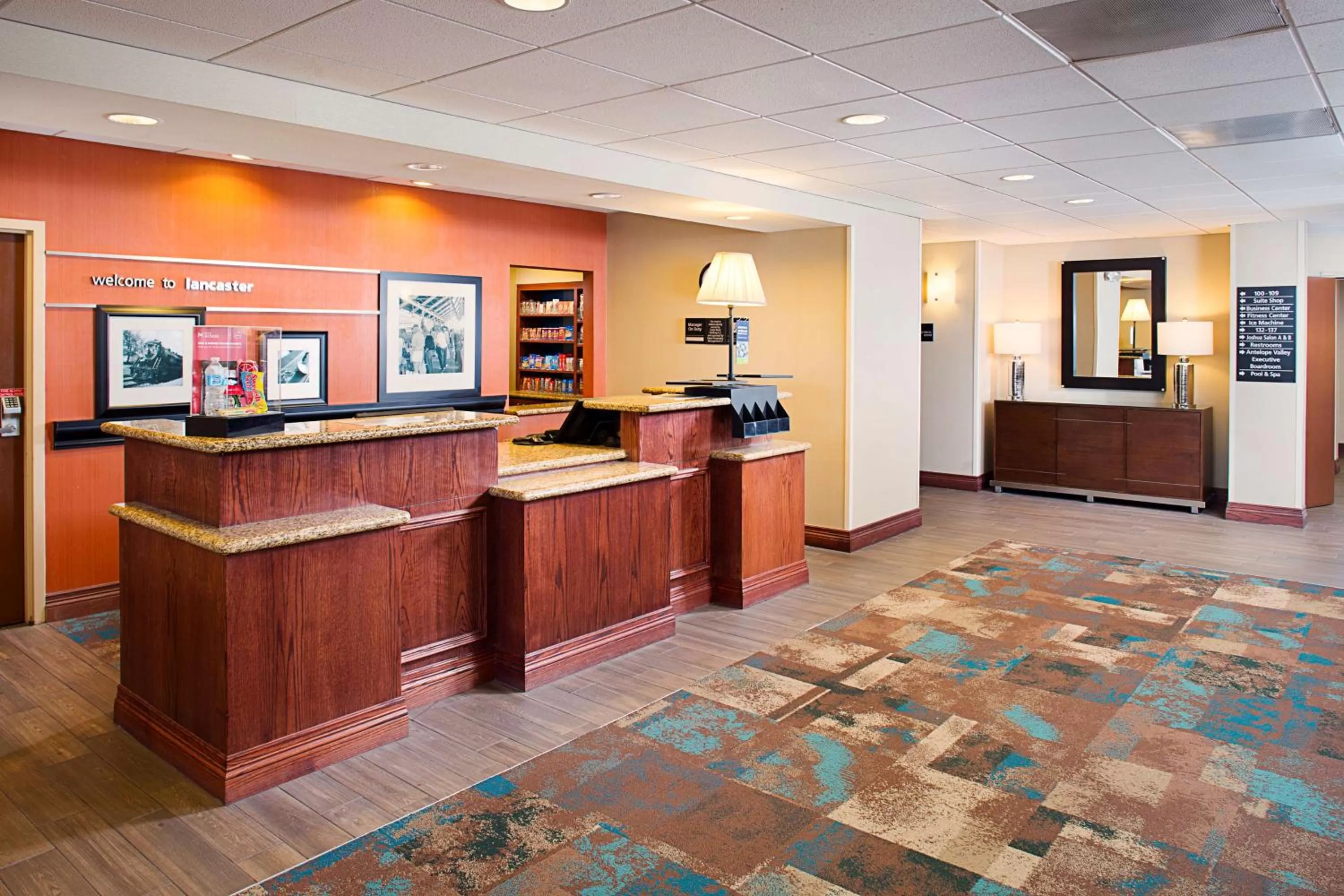 Lobby or reception in Hampton Inn & Suites Lancaster