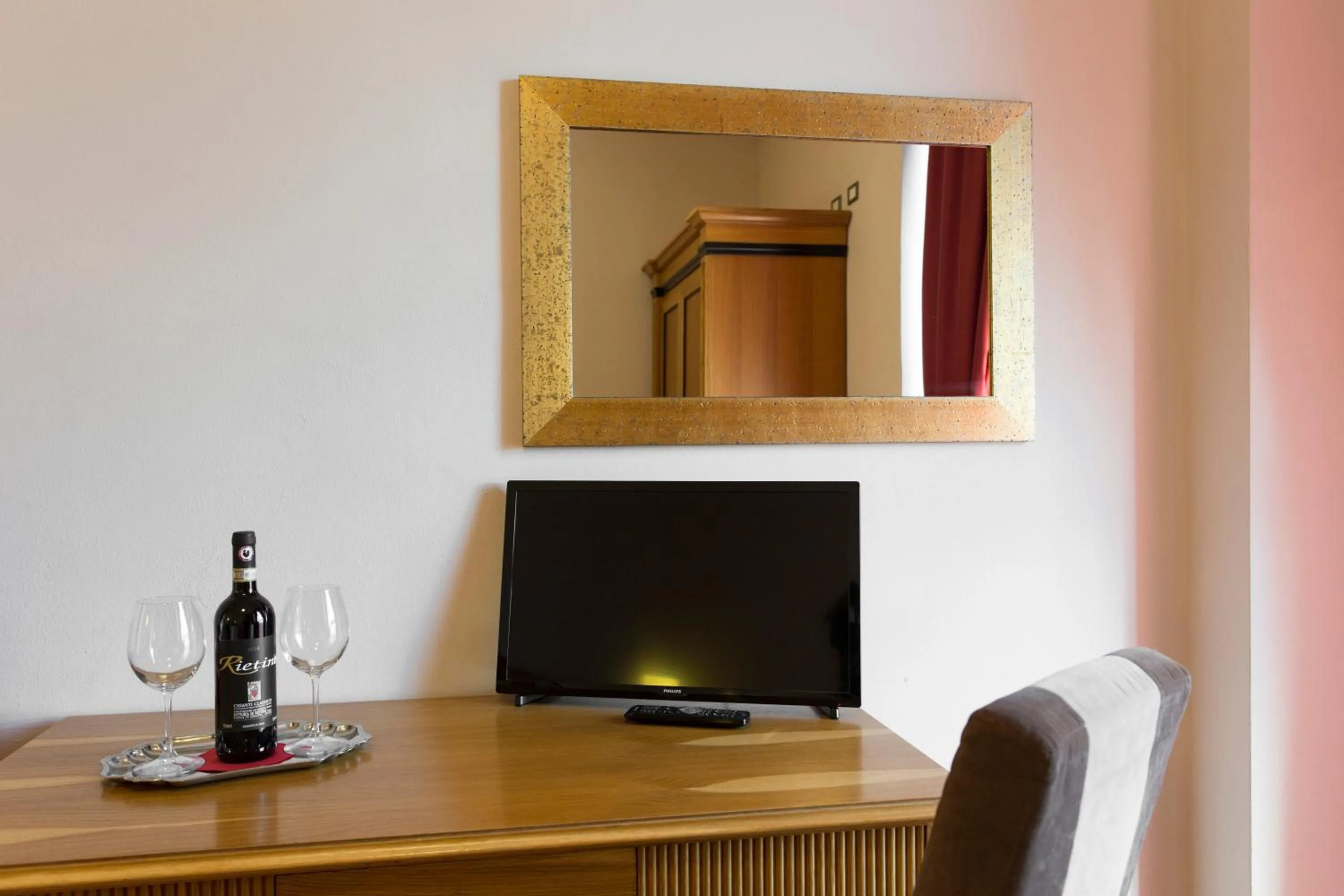 Bedroom in Hotel Il Giardino