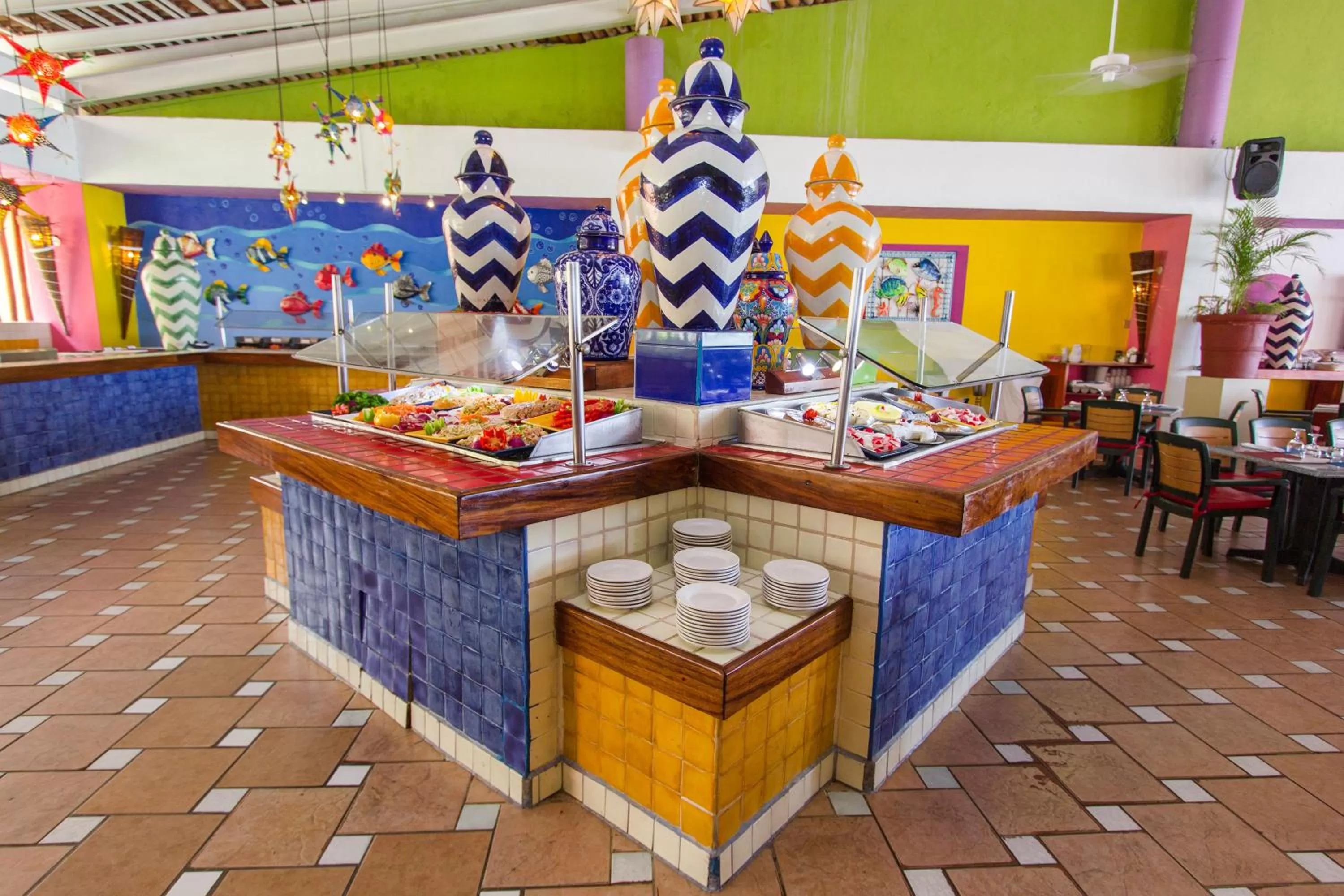 Restaurant/places to eat in Decameron Los Cocos Guayabitos, Ramada All-Inclusive Resort