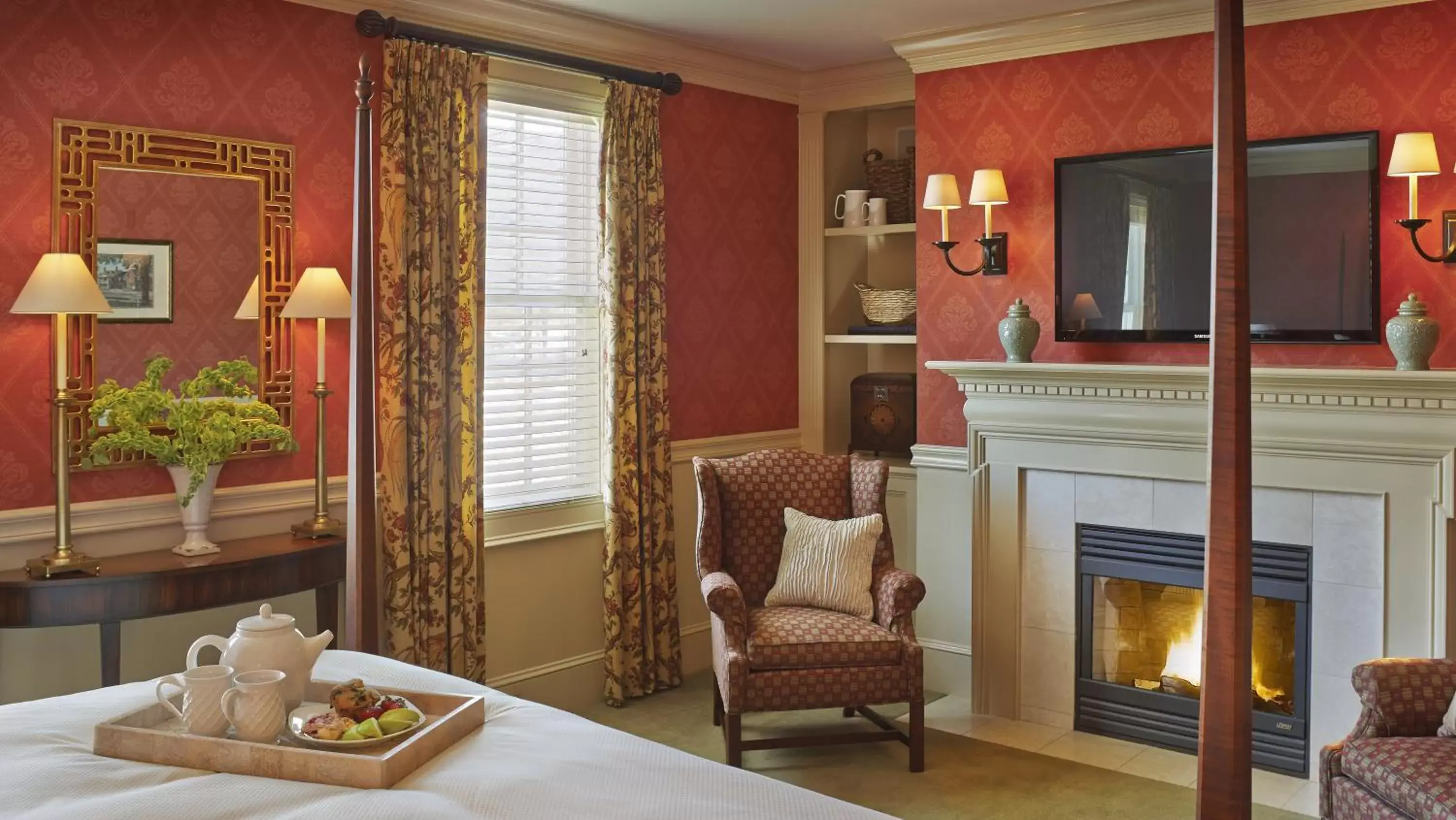 Luxury King Suite in Green Mountain Inn