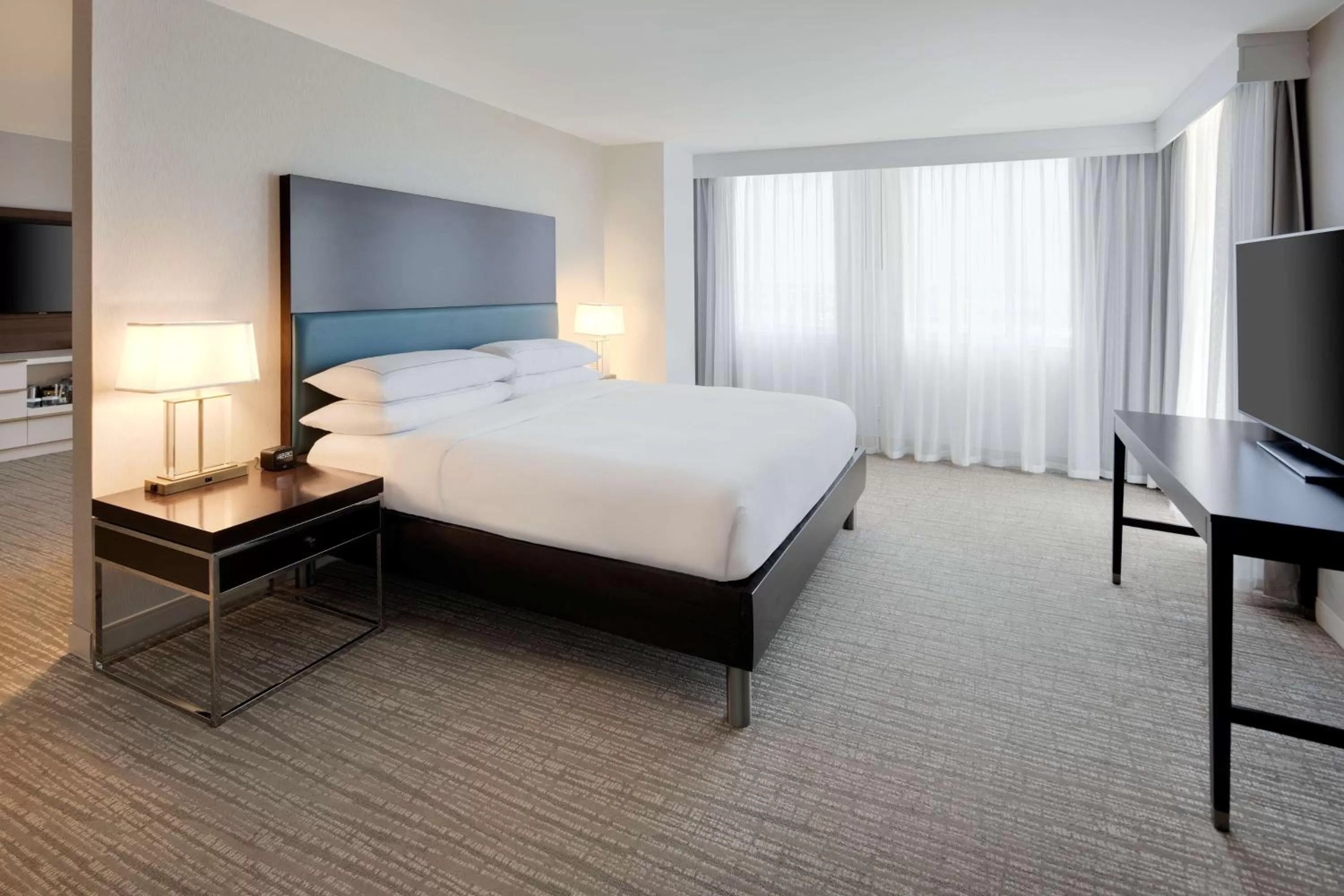 Bed in DoubleTree by Hilton Hotel Deerfield Beach Boca Raton