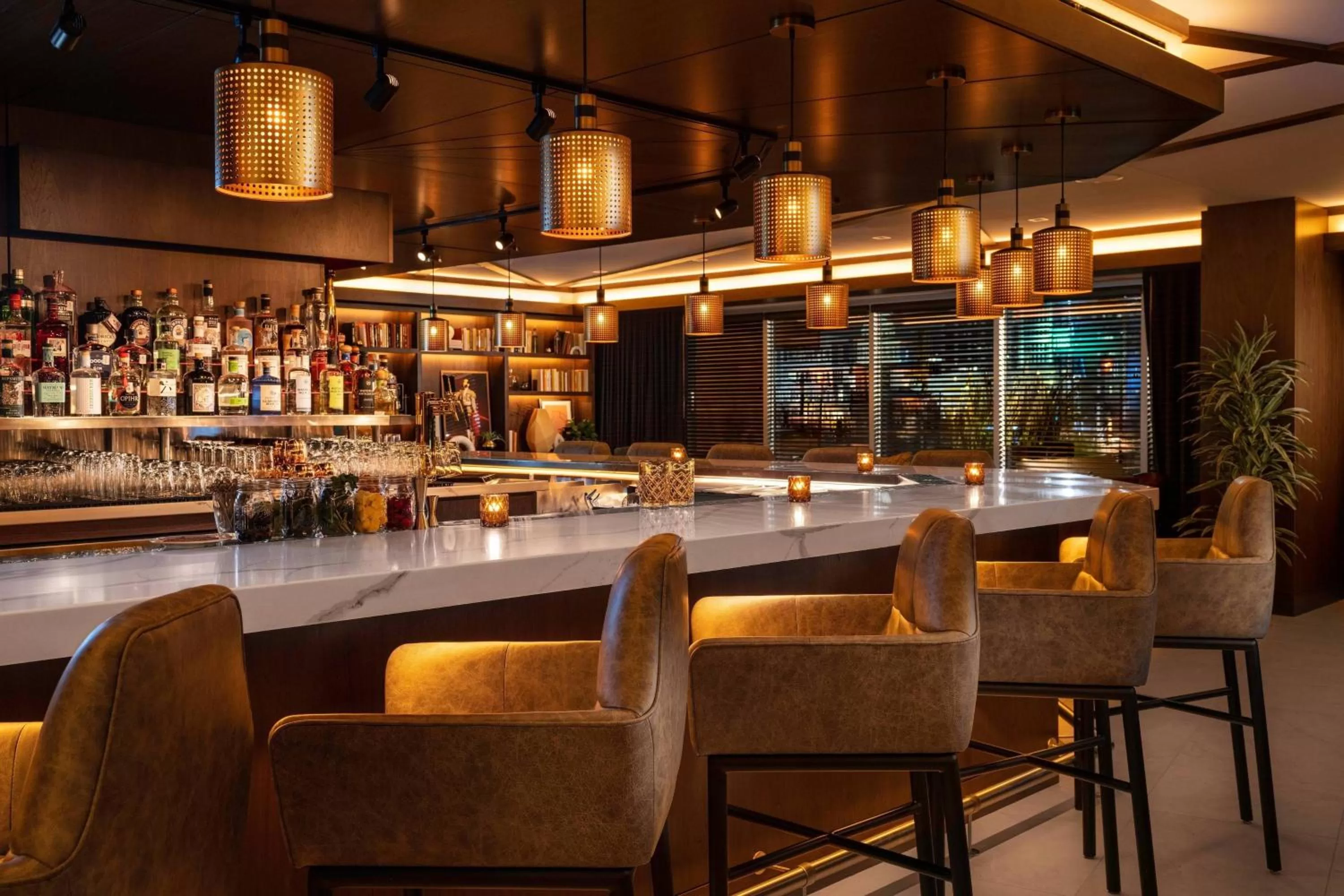 Lounge or bar in AC Hotel by Marriott Austin-University