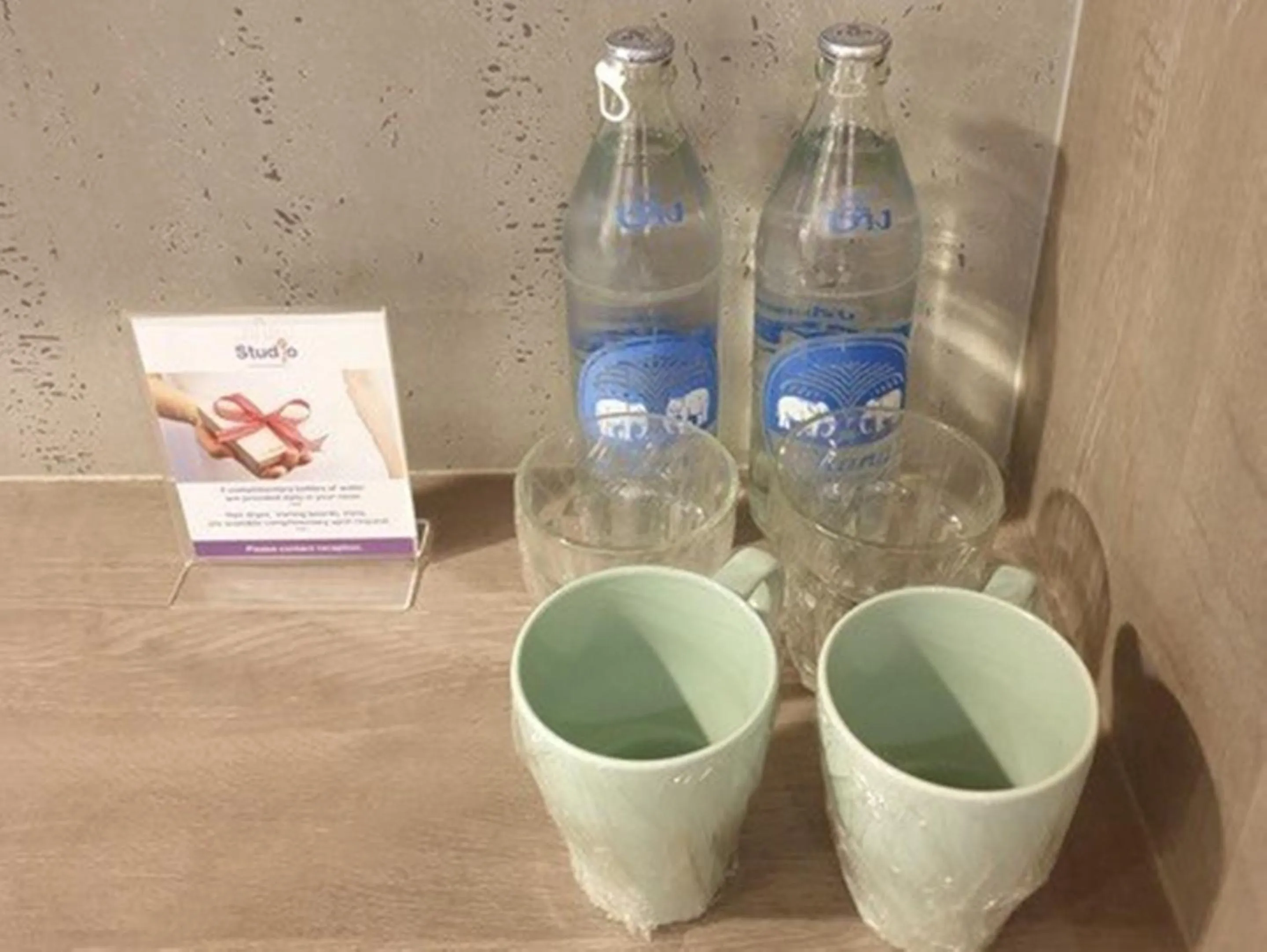 Drinks in Studio Ekamai