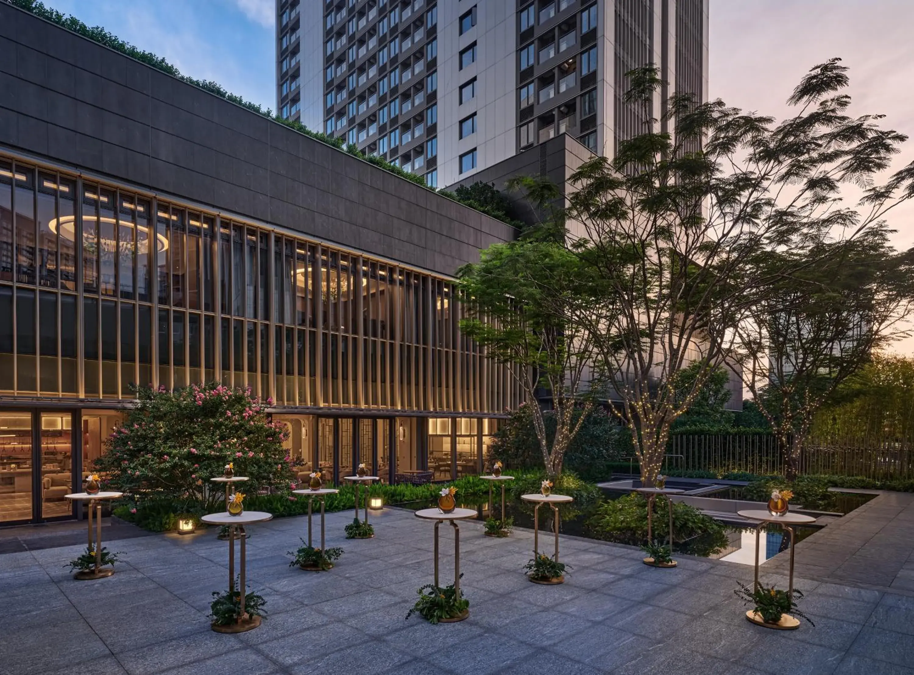 Restaurant/places to eat, Property Building in InterContinental Hotels Shenzhen WECC, an IHG Hotel