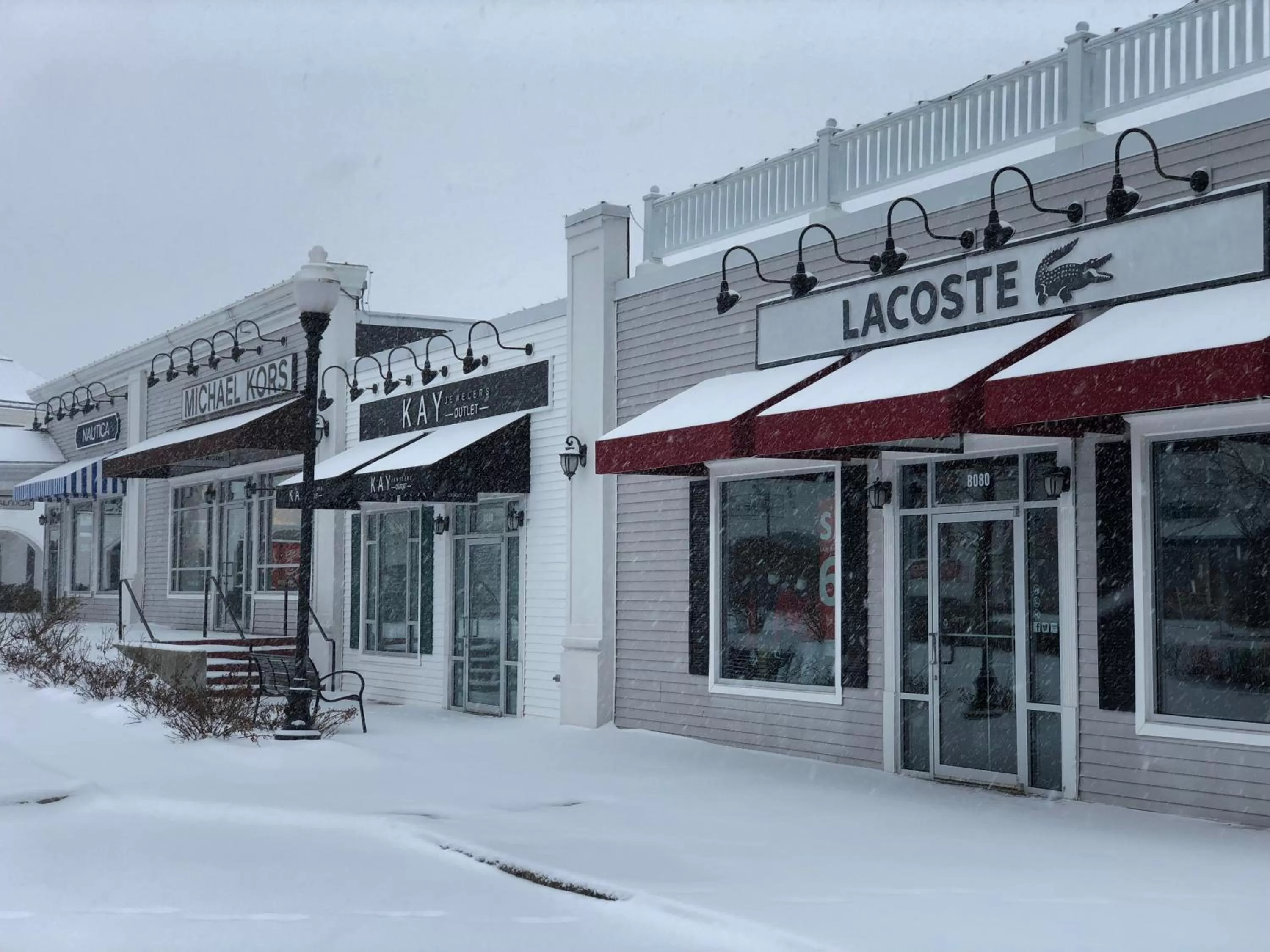Shopping Area in Chambery Inn