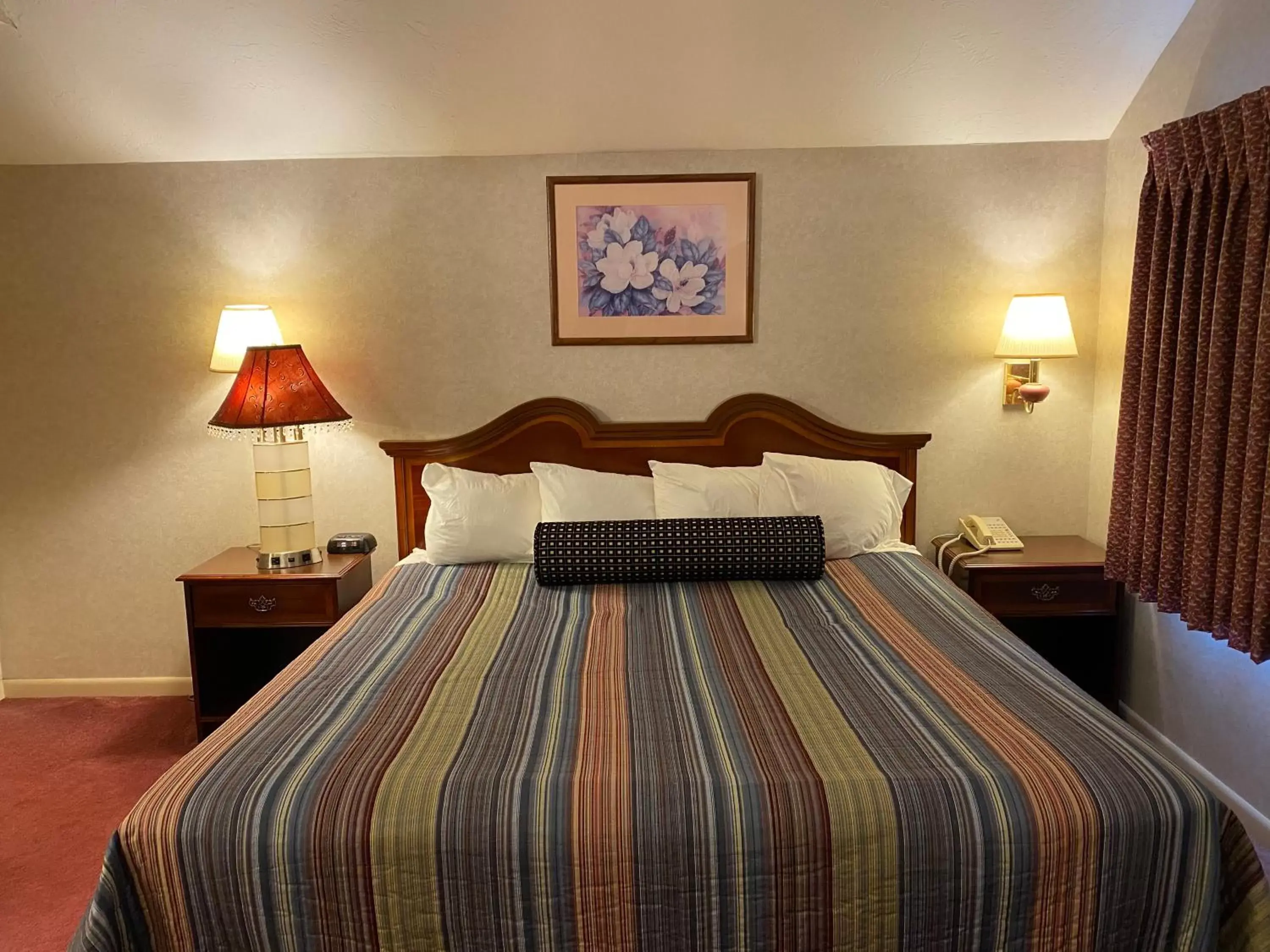 Bed in Economy Lodge 682 Main St Sturbridge