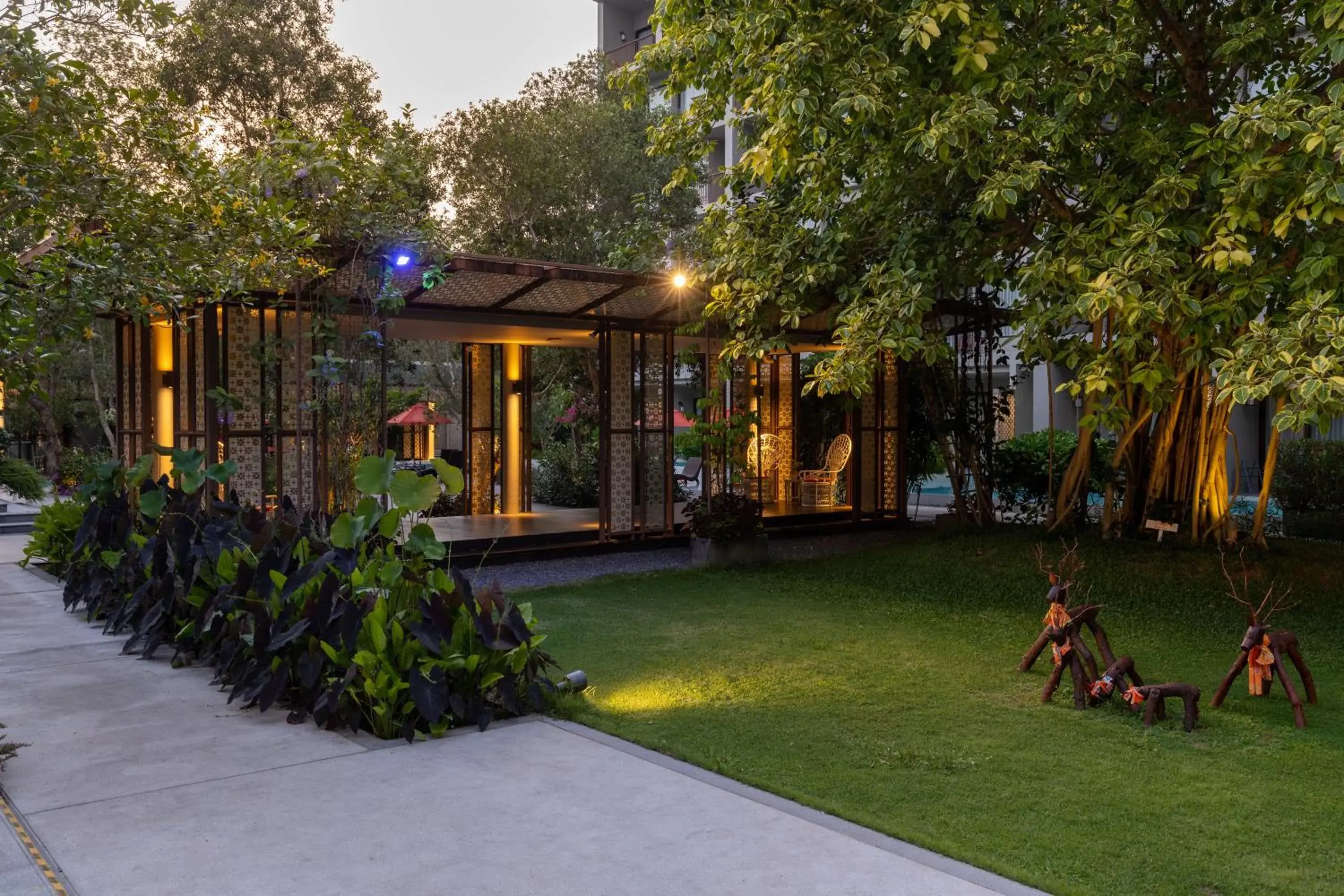 Property building in Proud Phuket, Naiyang Beach Property building in Proud Phuket, Naiyang Beach