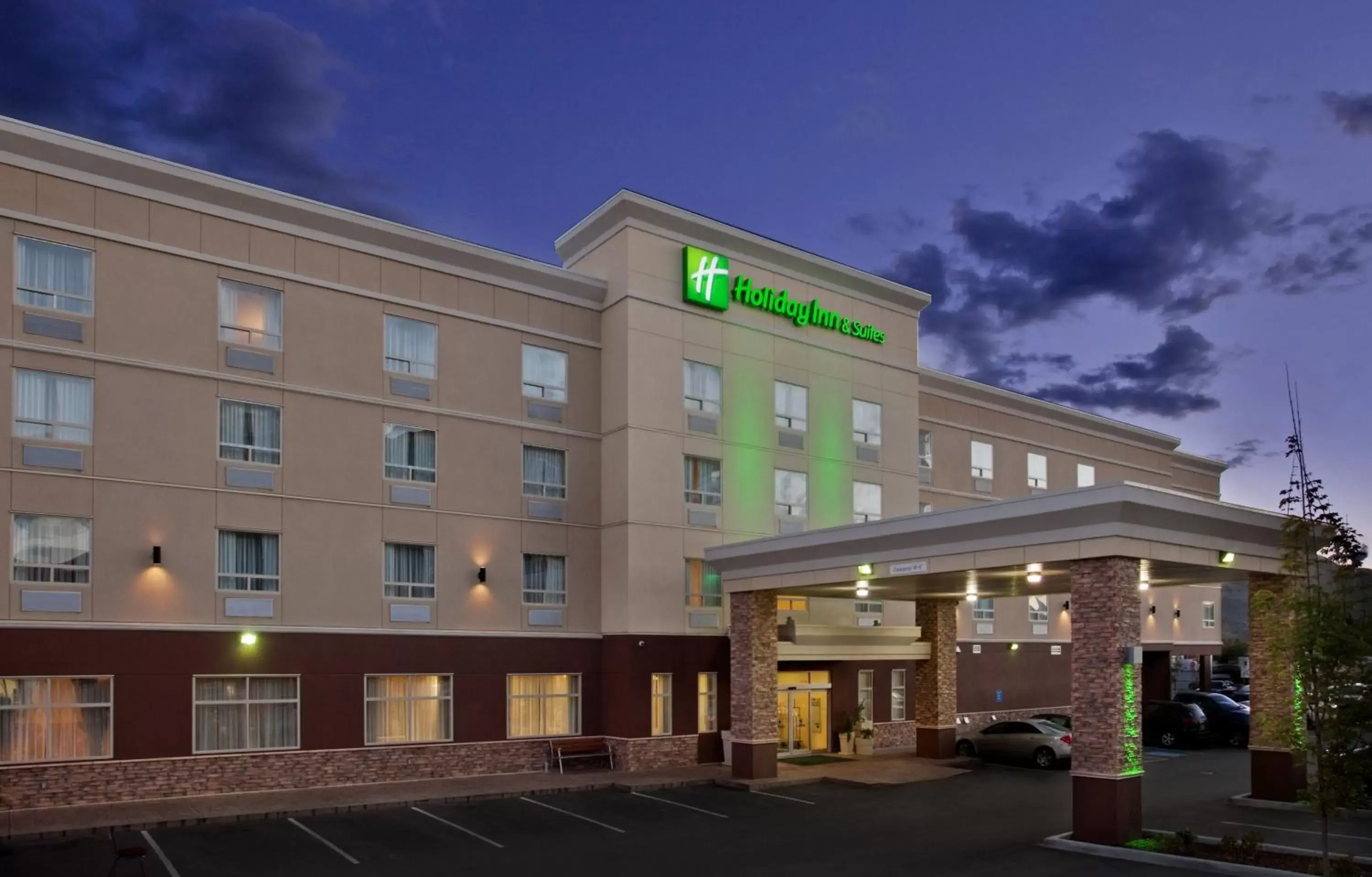 Property Building in Holiday Inn Hotel and Suites-Kamloops, an IHG Hotel
