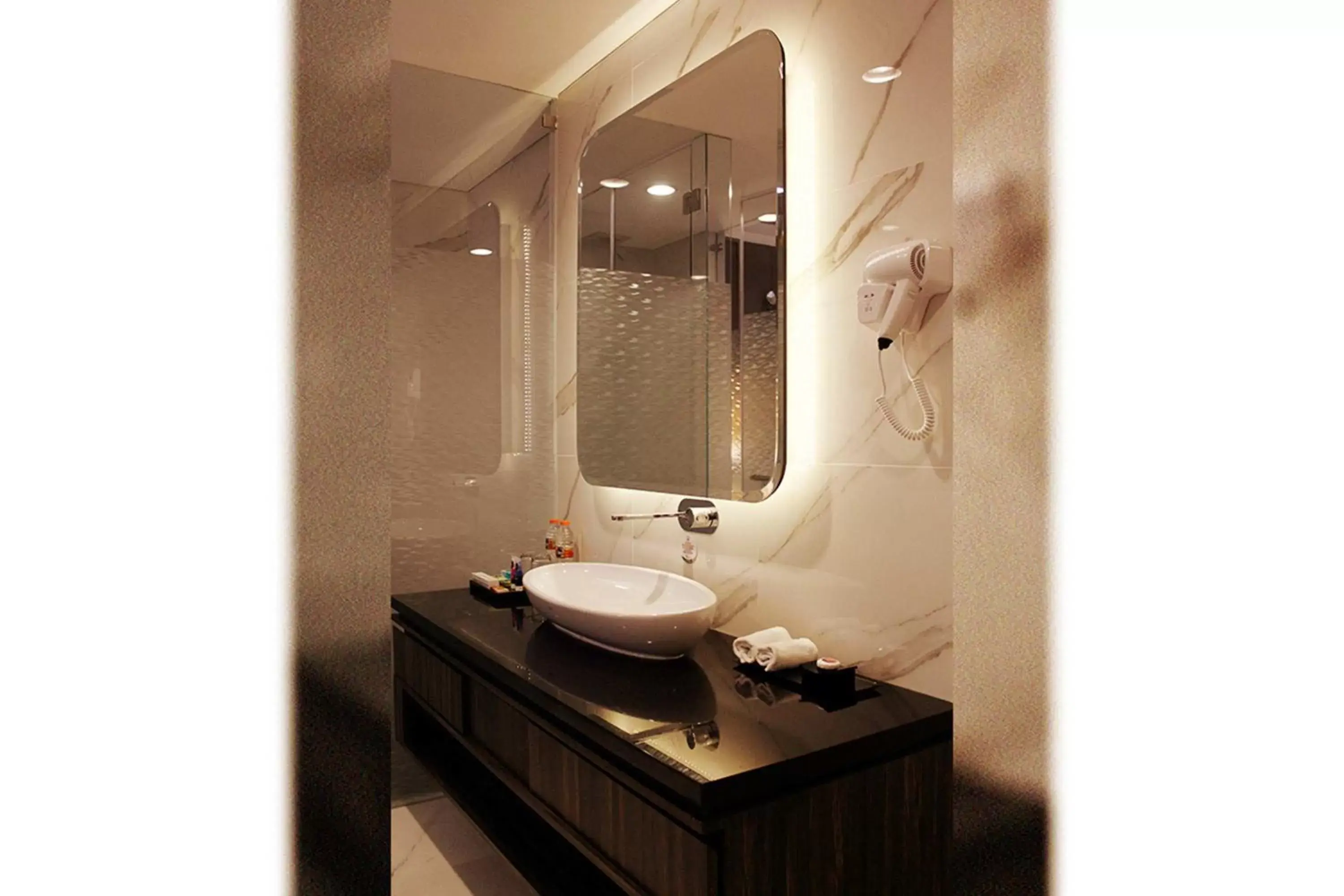 Bathroom in Vasaka Hotel Jakarta ex Teraskita Managed by Dafam